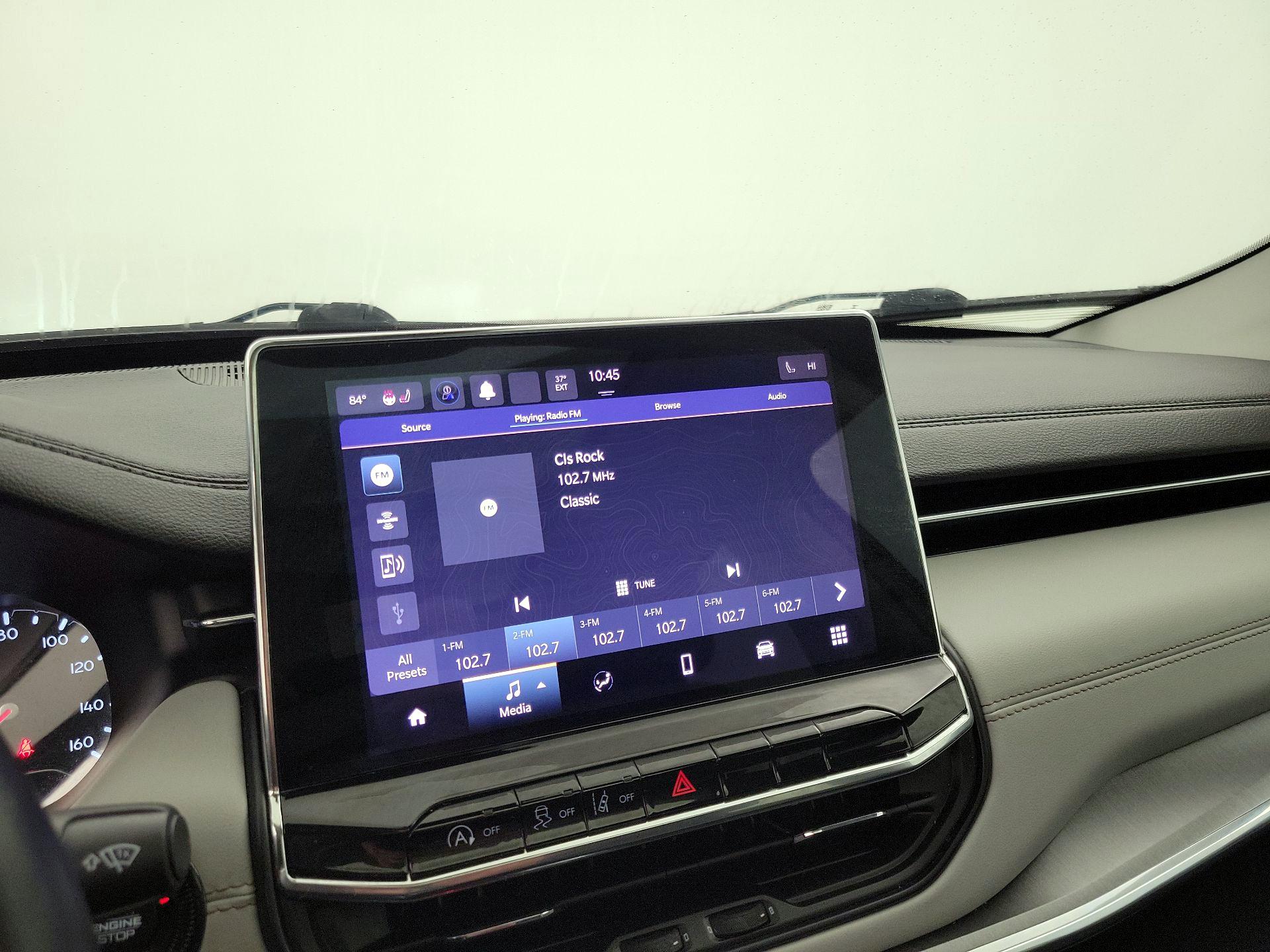 Thumbnail: 2022 Jeep Compass - 15