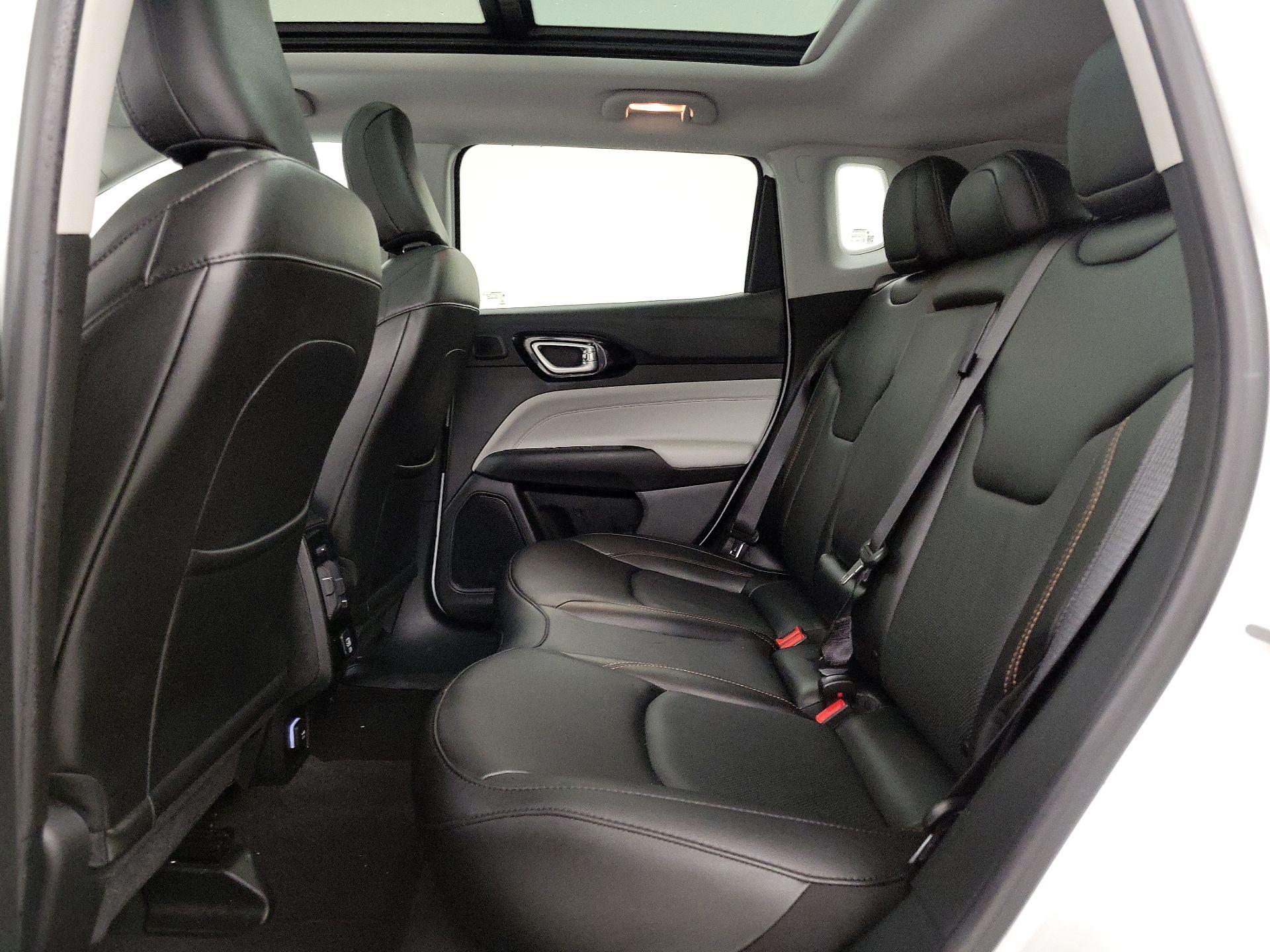 Thumbnail: 2022 Jeep Compass - 20