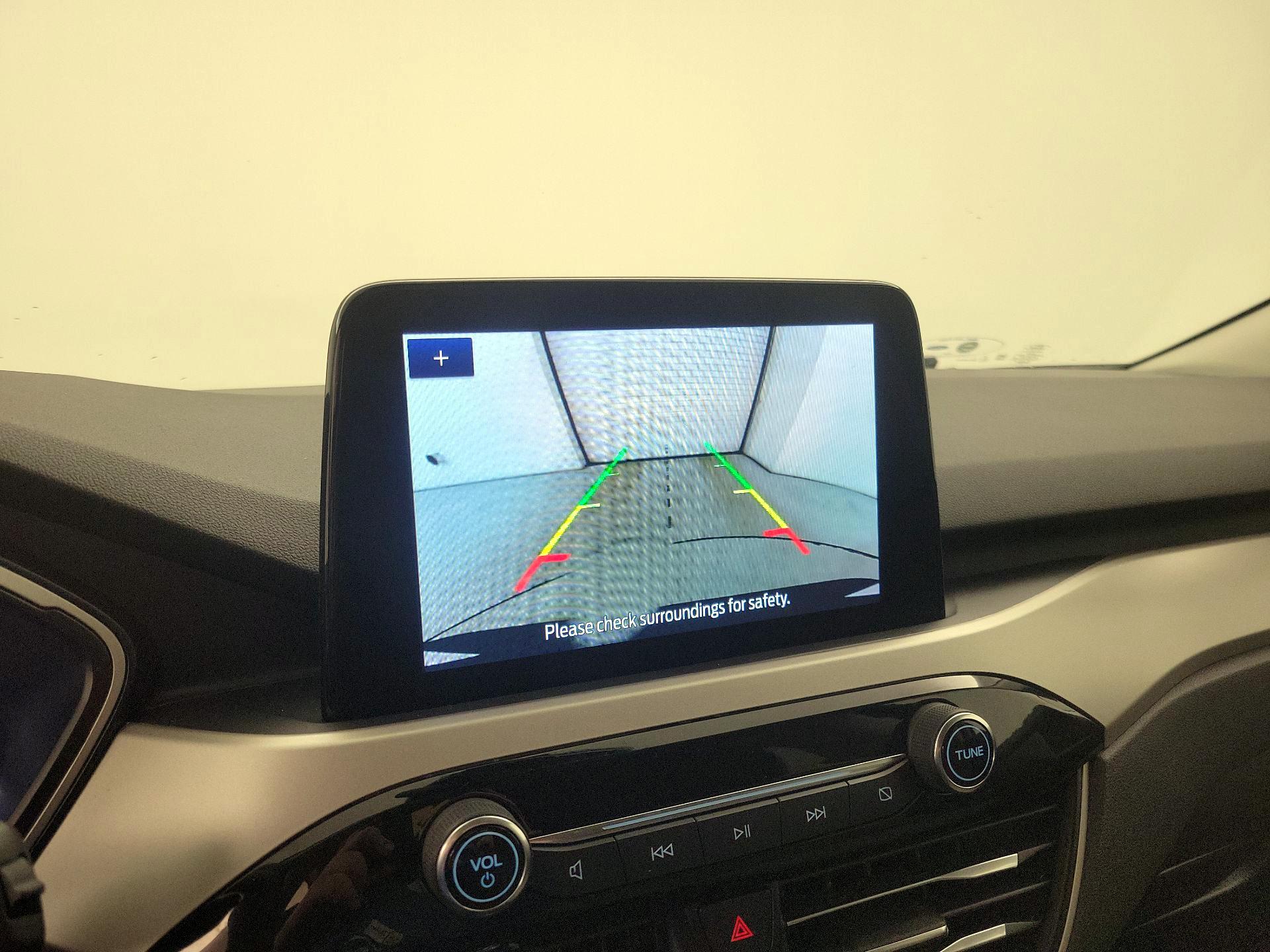 Thumbnail: 2022 Ford Escape - 14