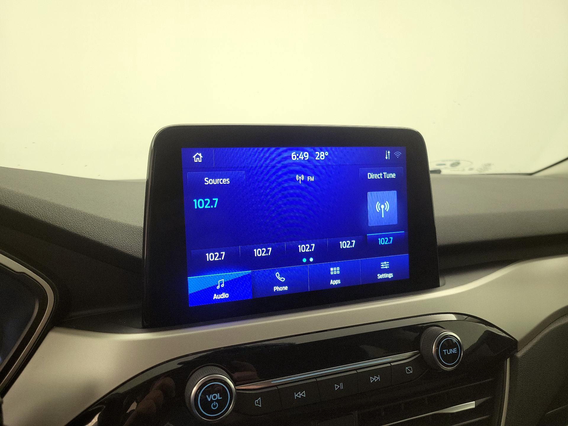 Thumbnail: 2022 Ford Escape - 15