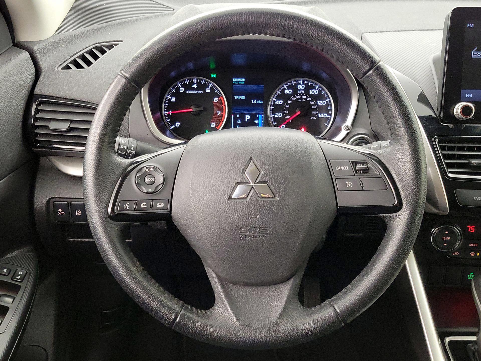 Thumbnail: 2023 Mitsubishi Eclipse Cross - 10