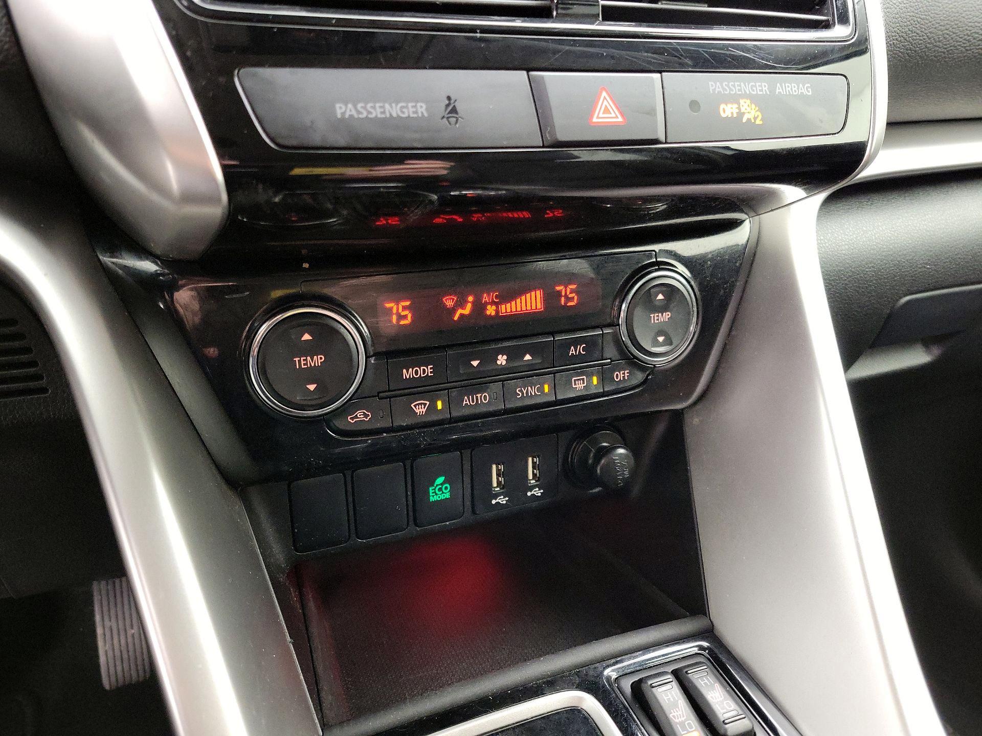 Thumbnail: 2023 Mitsubishi Eclipse Cross - 17