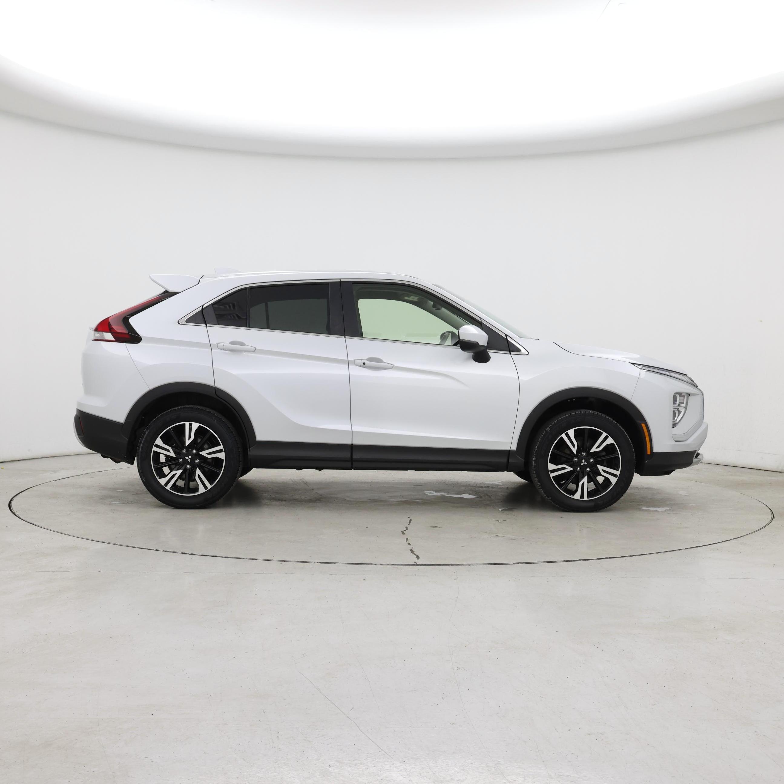 Thumbnail: 2023 Mitsubishi Eclipse Cross - 7