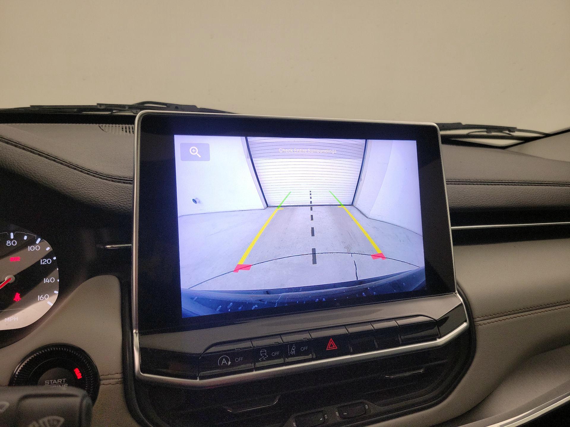 Thumbnail: 2022 Jeep Compass - 14