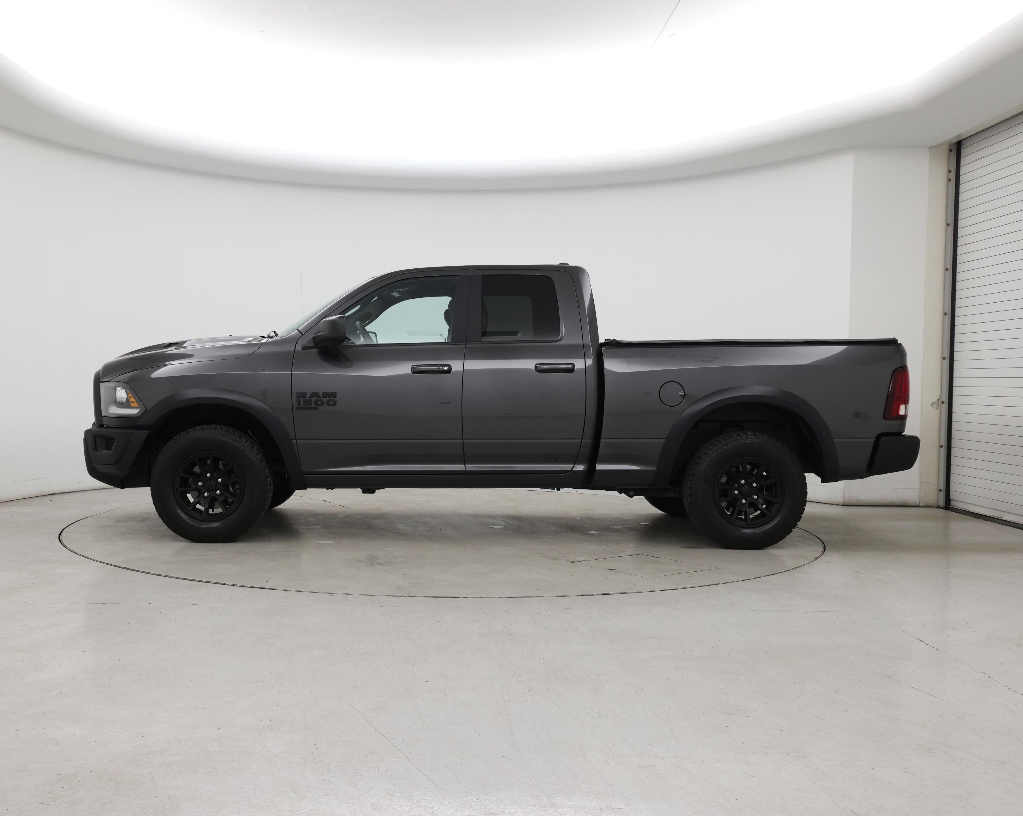 Thumbnail: 2022 RAM 1500 Classic - 3