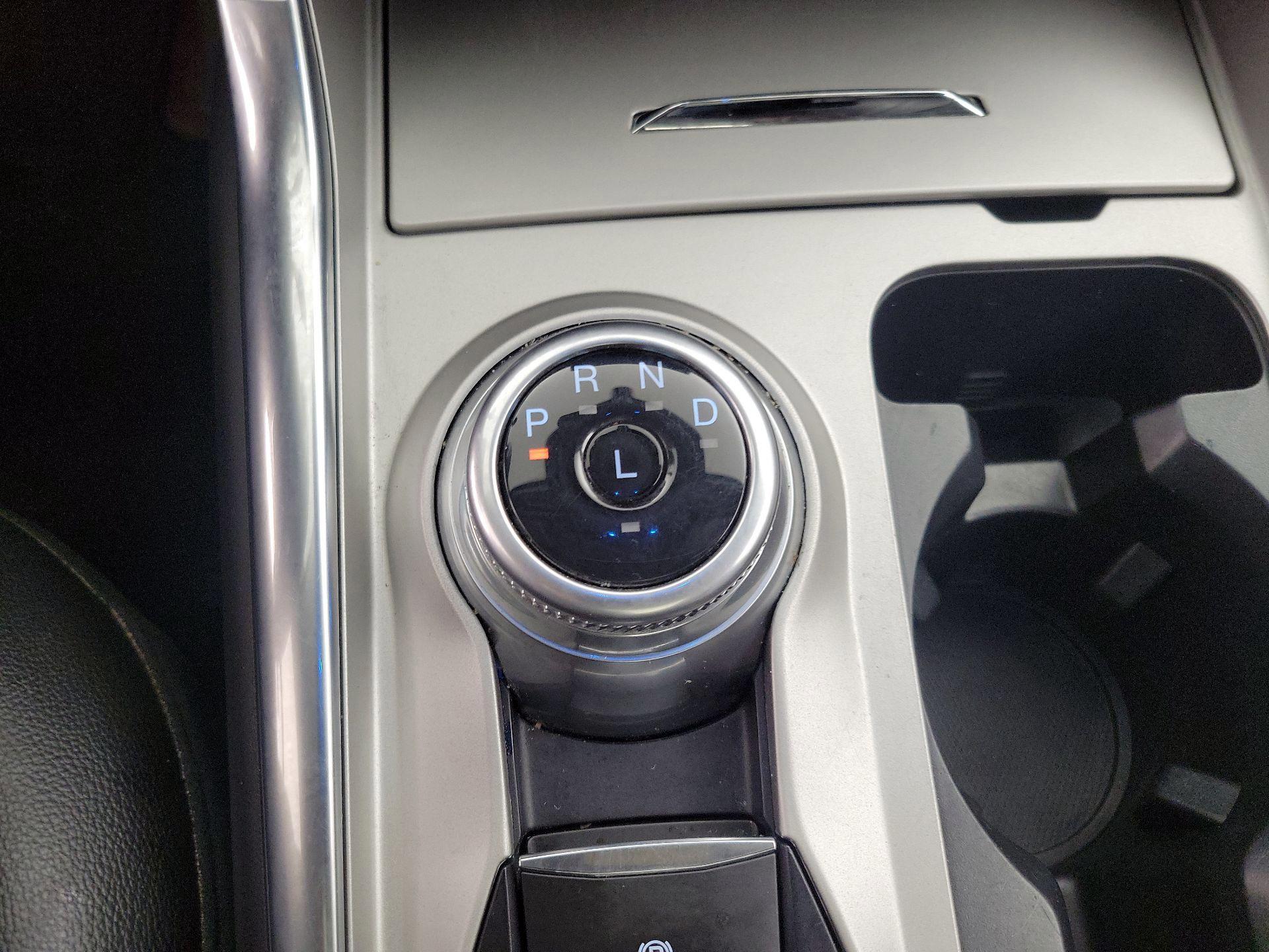 Thumbnail: 2023 Ford Explorer - 18