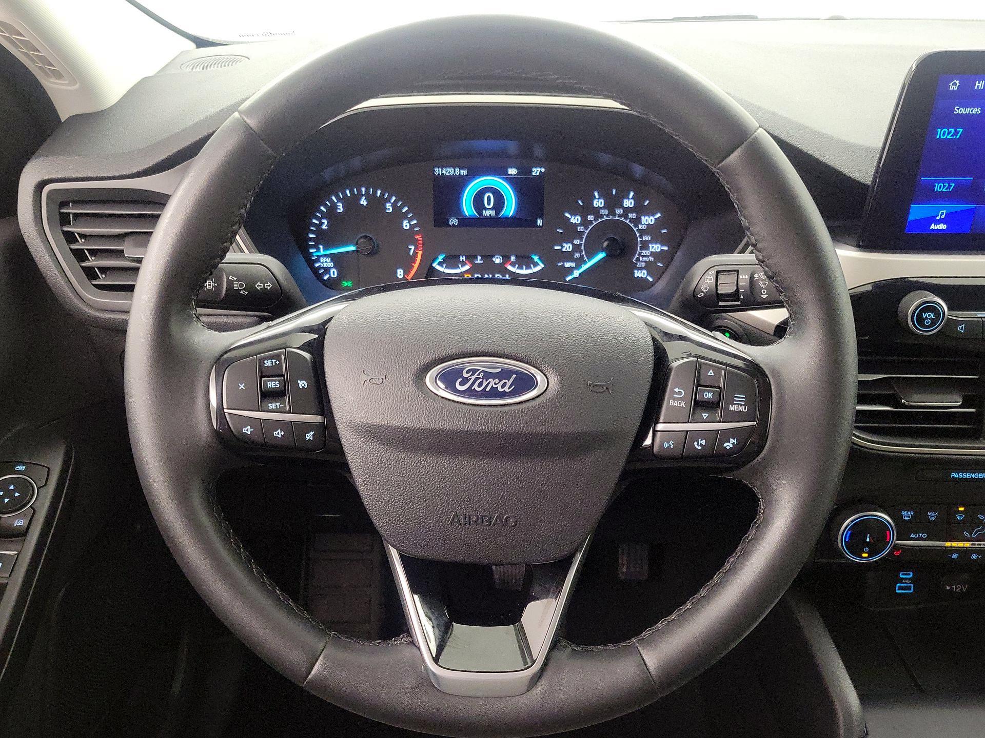 Thumbnail: 2022 Ford Escape - 10