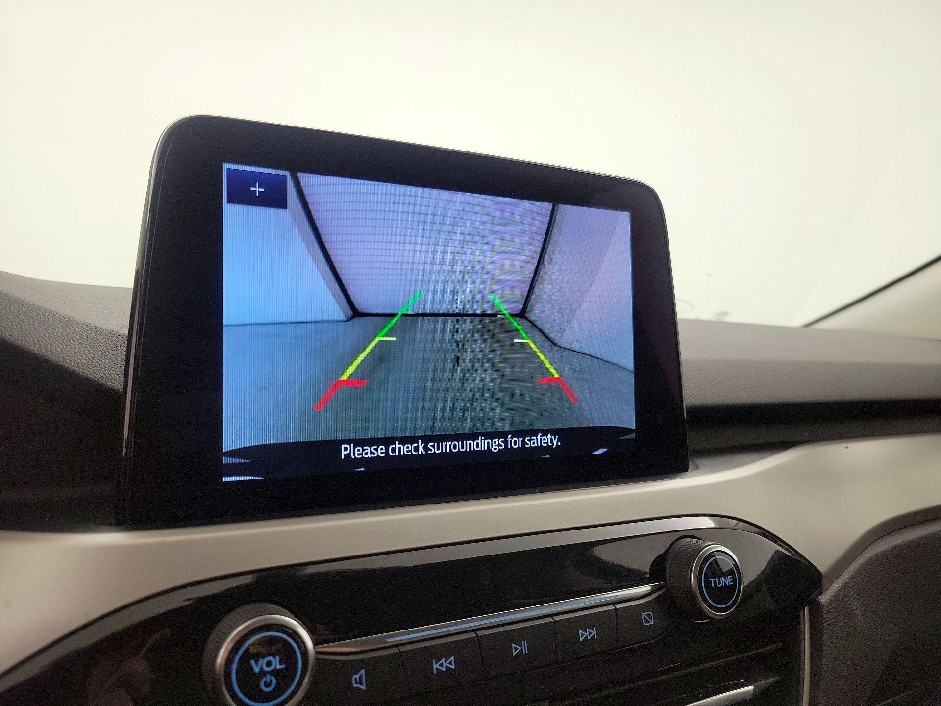 Thumbnail: 2022 Ford Escape - 14