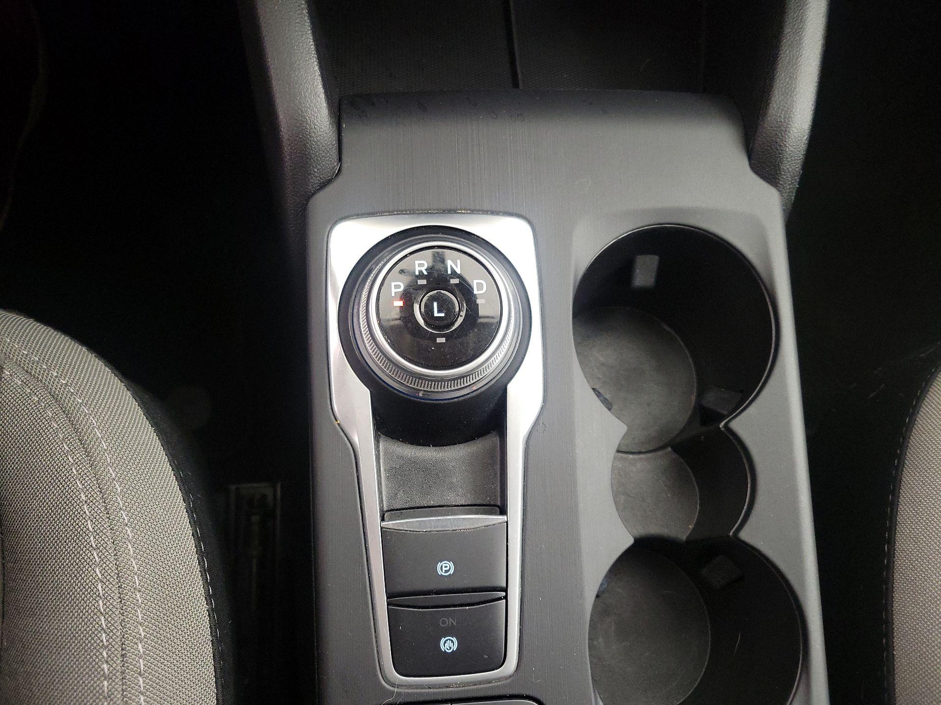 Thumbnail: 2022 Ford Escape - 17