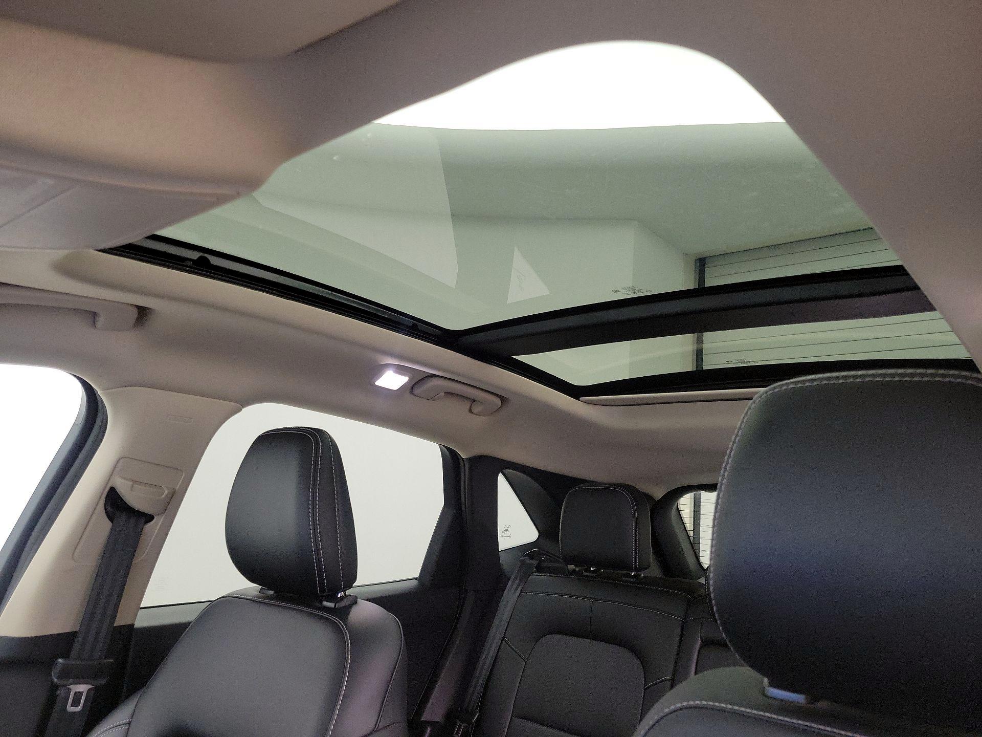 Thumbnail: 2020 Ford Escape - 19