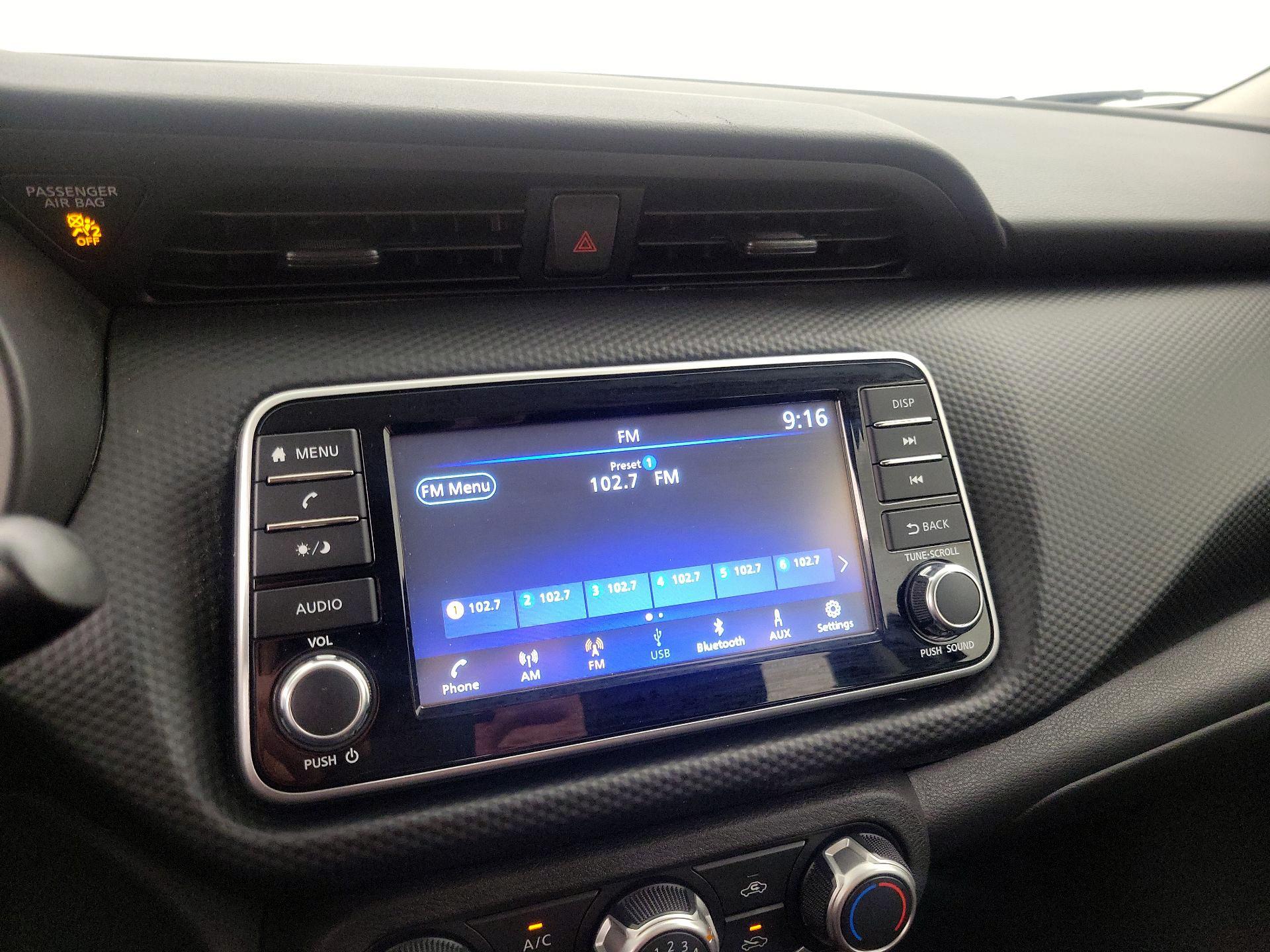 Thumbnail: 2021 Nissan Kicks - 15