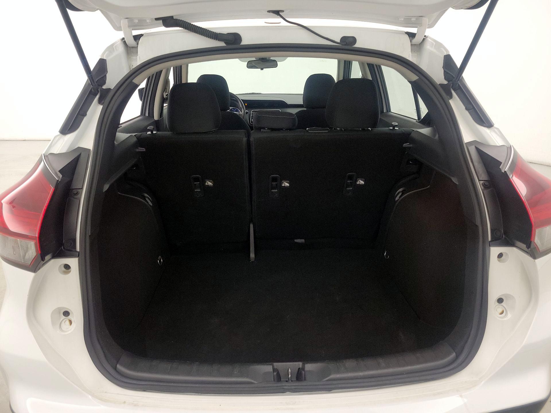 Thumbnail: 2021 Nissan Kicks - 20