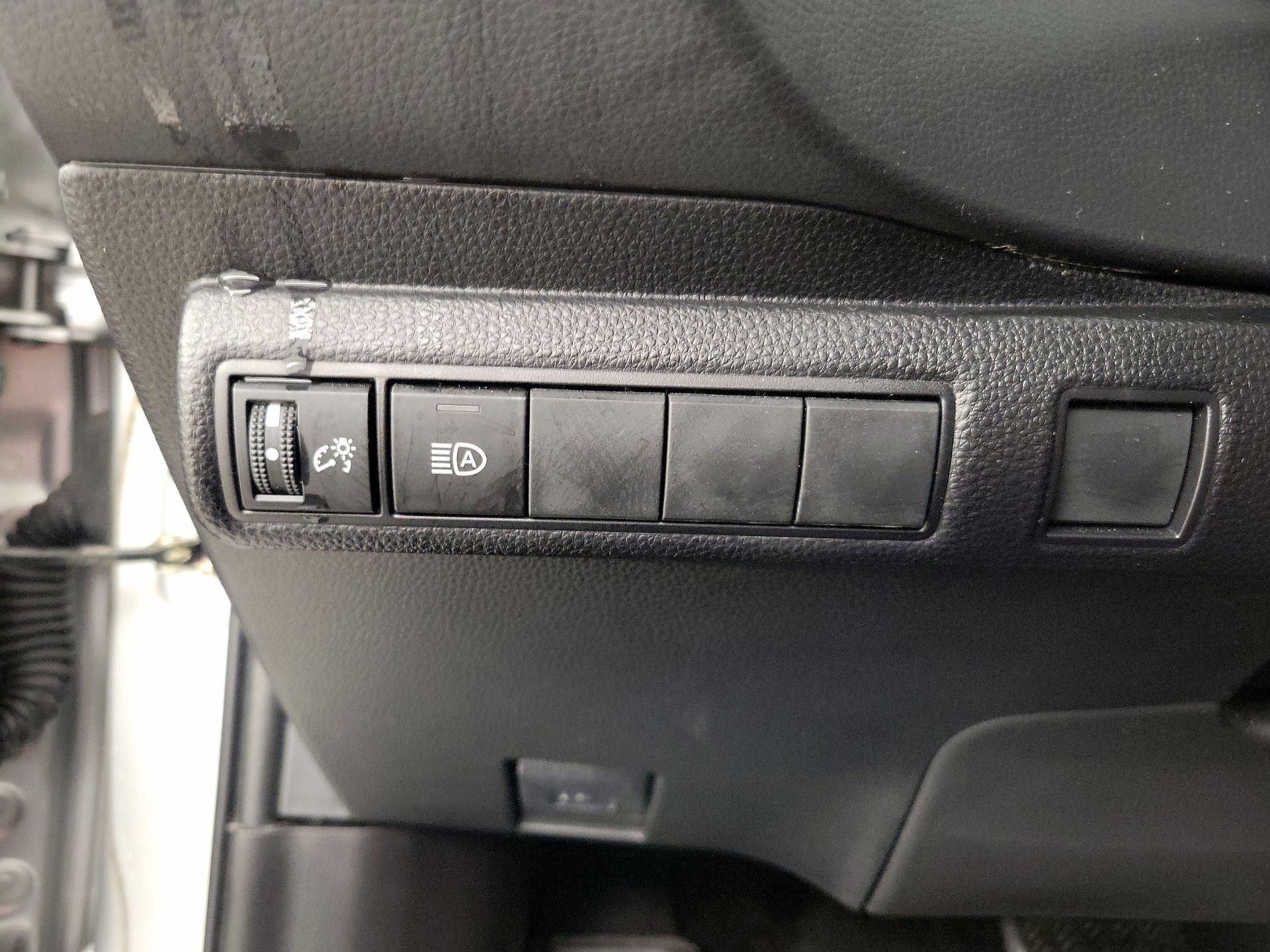 Thumbnail: 2023 Toyota Corolla - 13