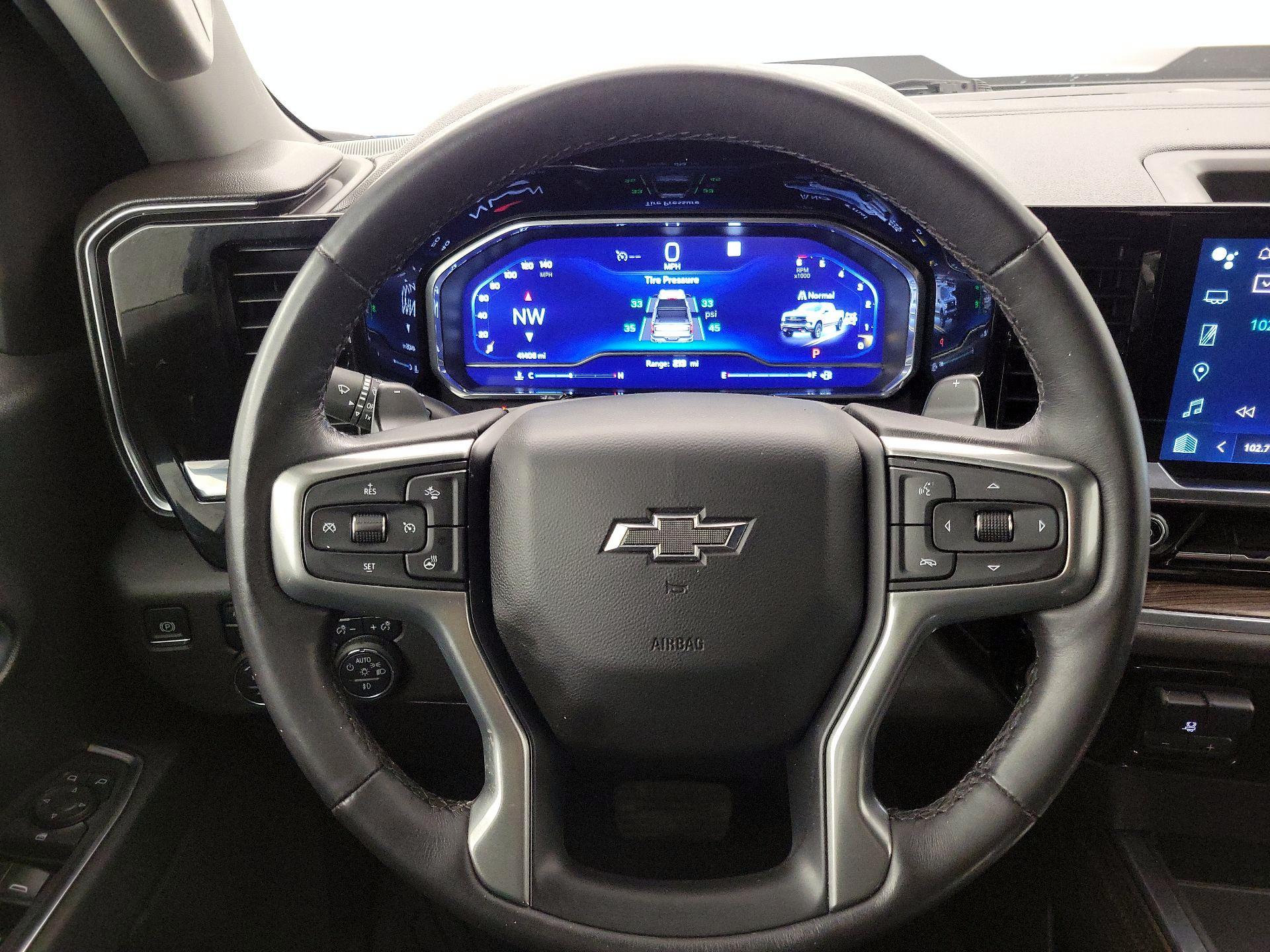 Thumbnail: 2023 Chevrolet Silverado 1500 - 10