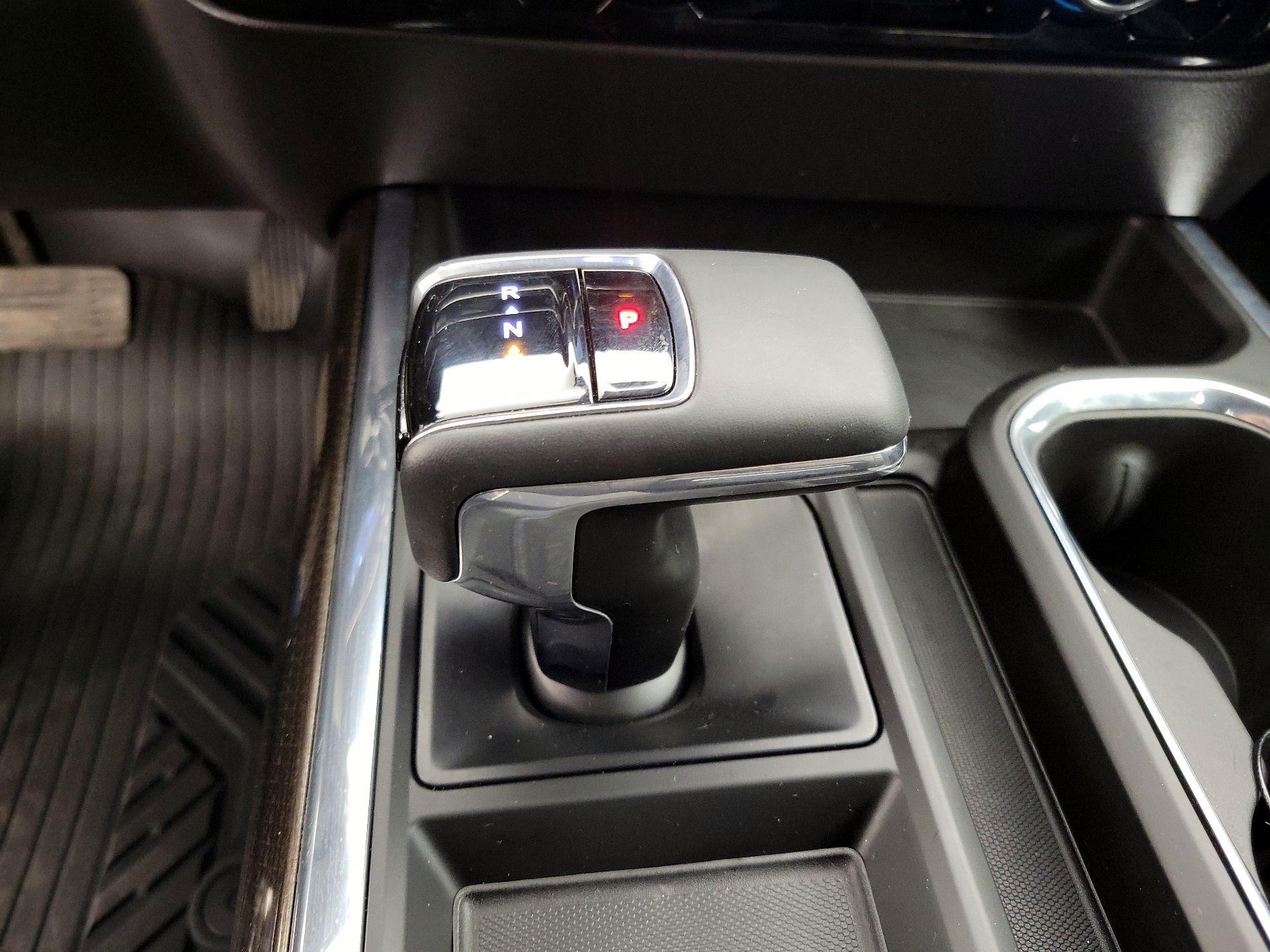 Thumbnail: 2023 Chevrolet Silverado 1500 - 17