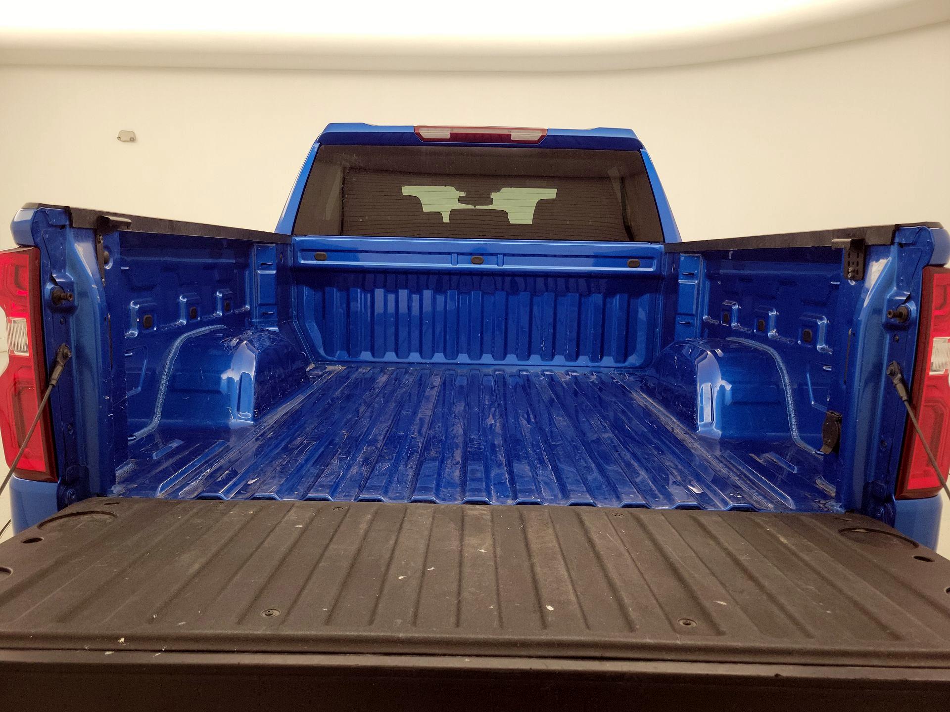 Thumbnail: 2023 Chevrolet Silverado 1500 - 20