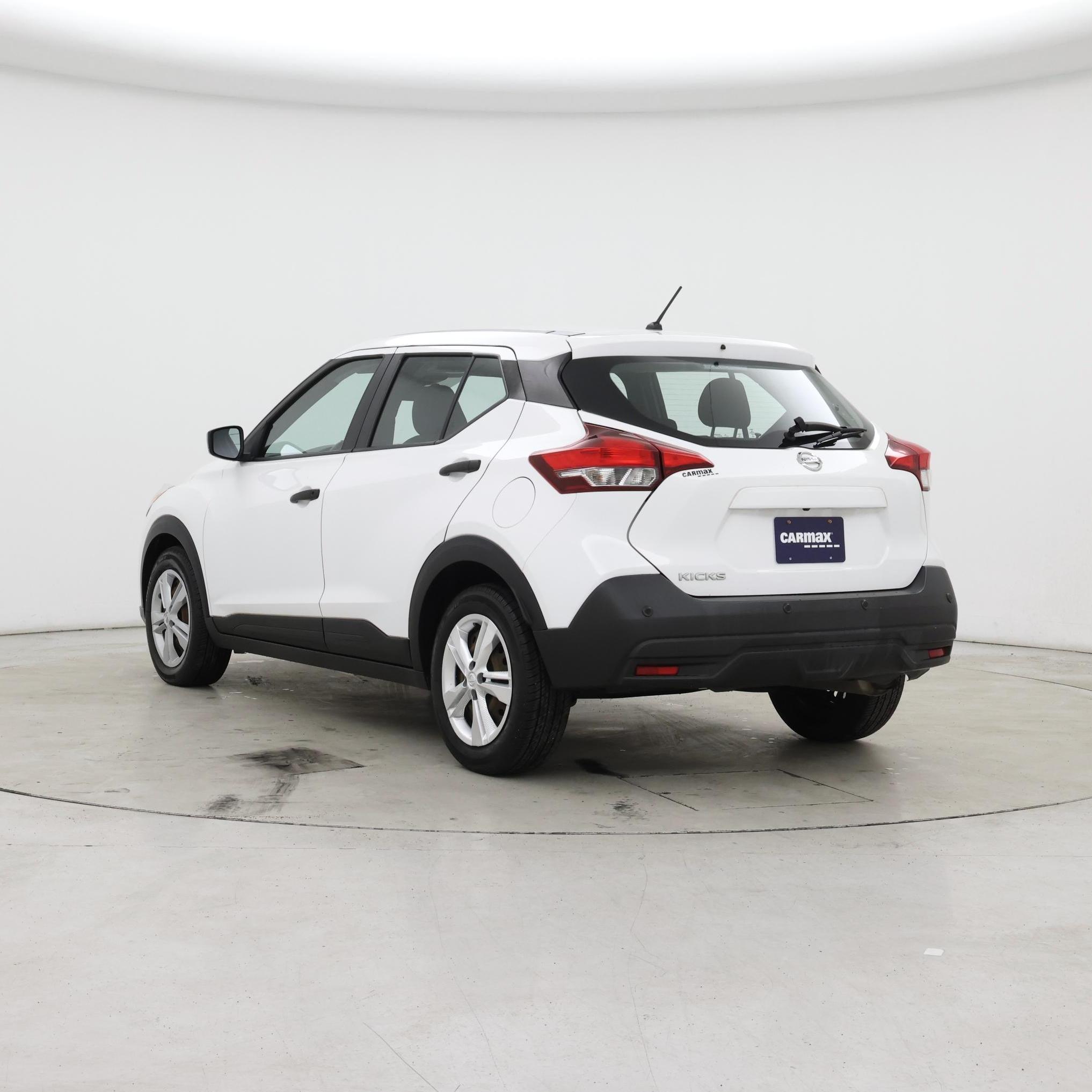 Thumbnail: 2020 Nissan Kicks - 2