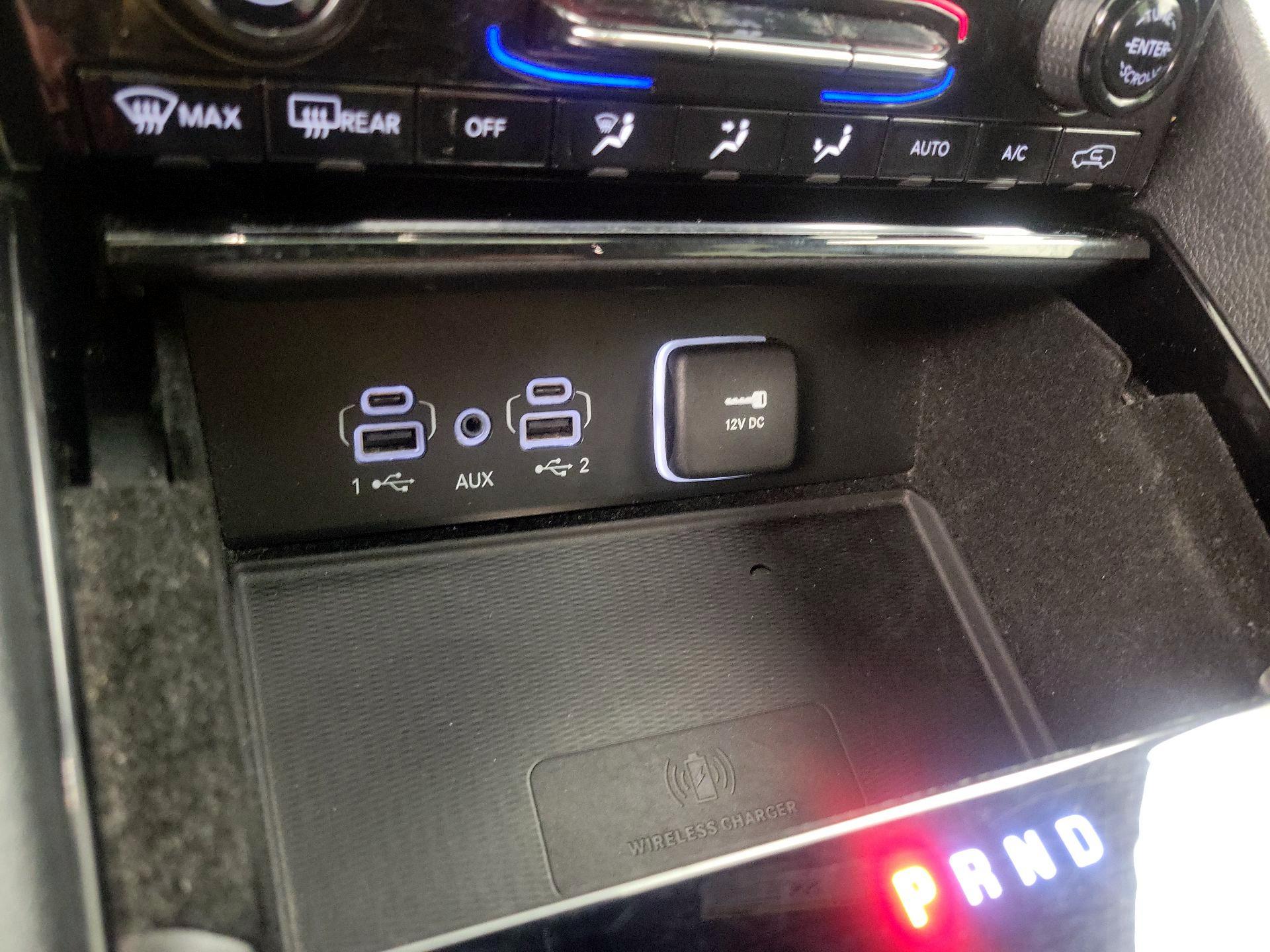 Thumbnail: 2022 Jeep Grand Cherokee - 18