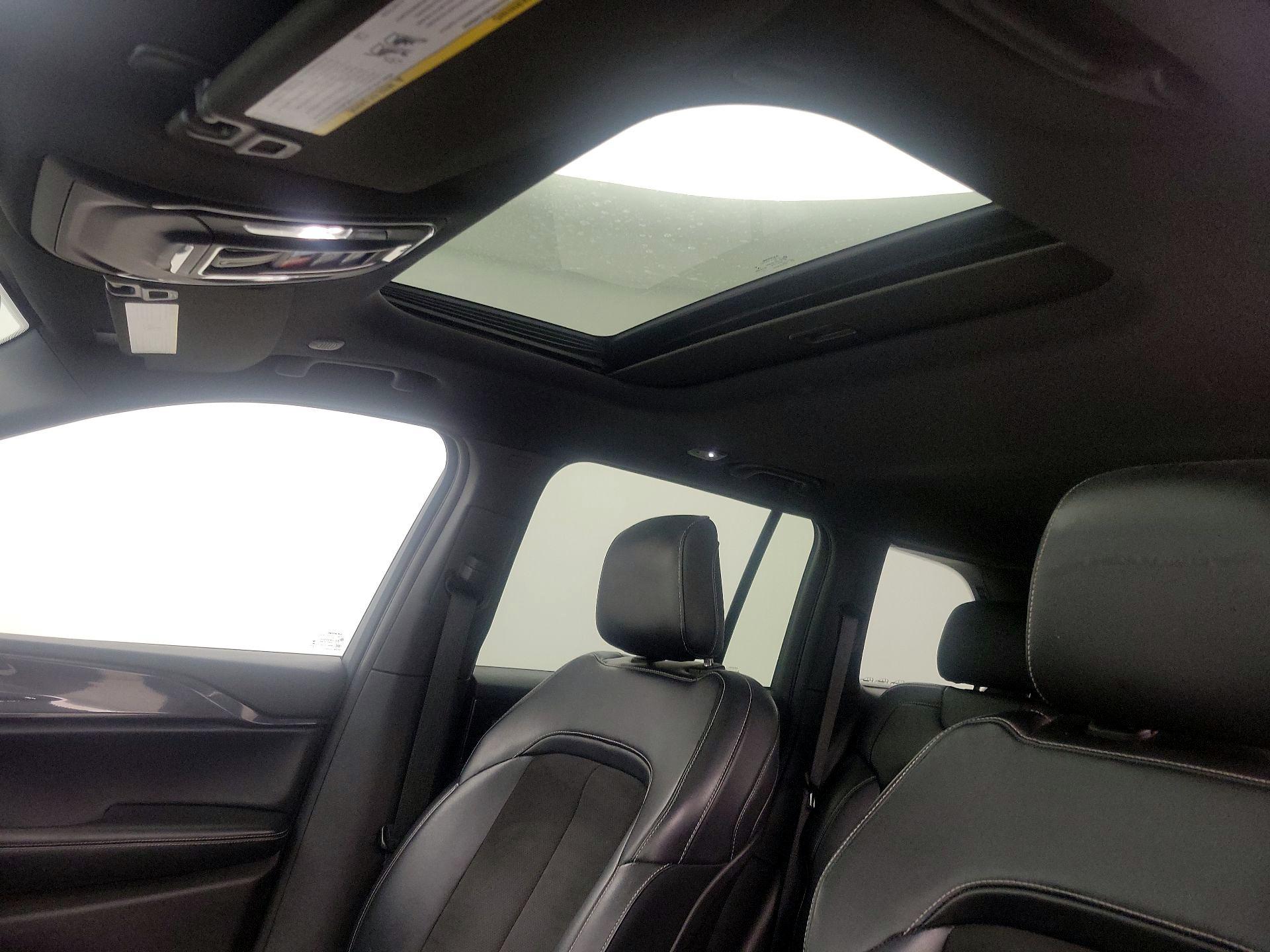 Thumbnail: 2022 Jeep Grand Cherokee - 19