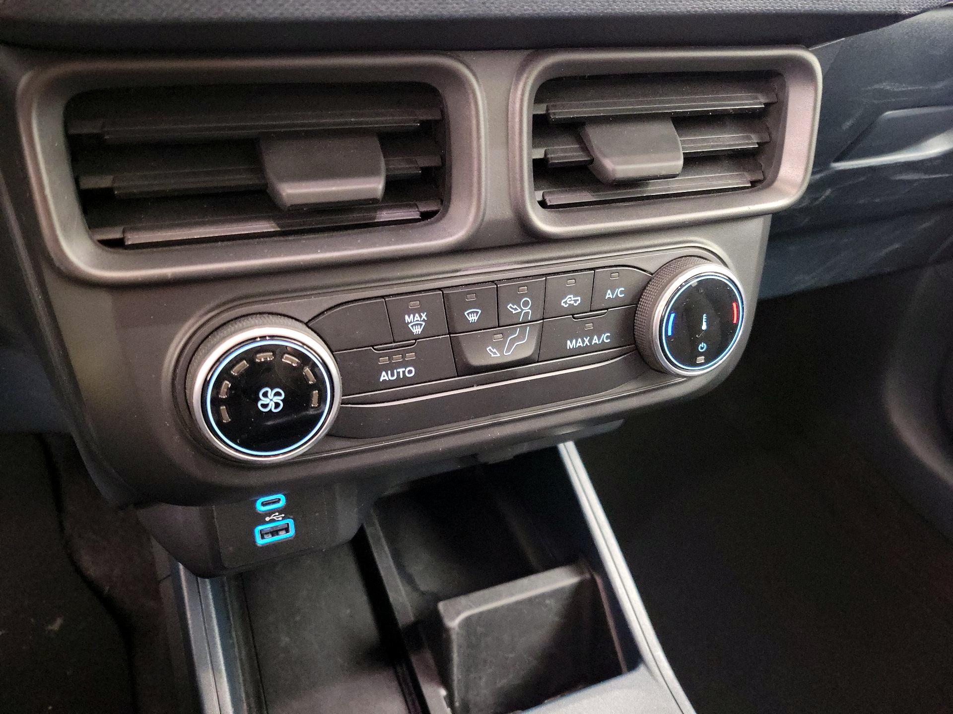 Thumbnail: 2022 Ford Maverick - 16