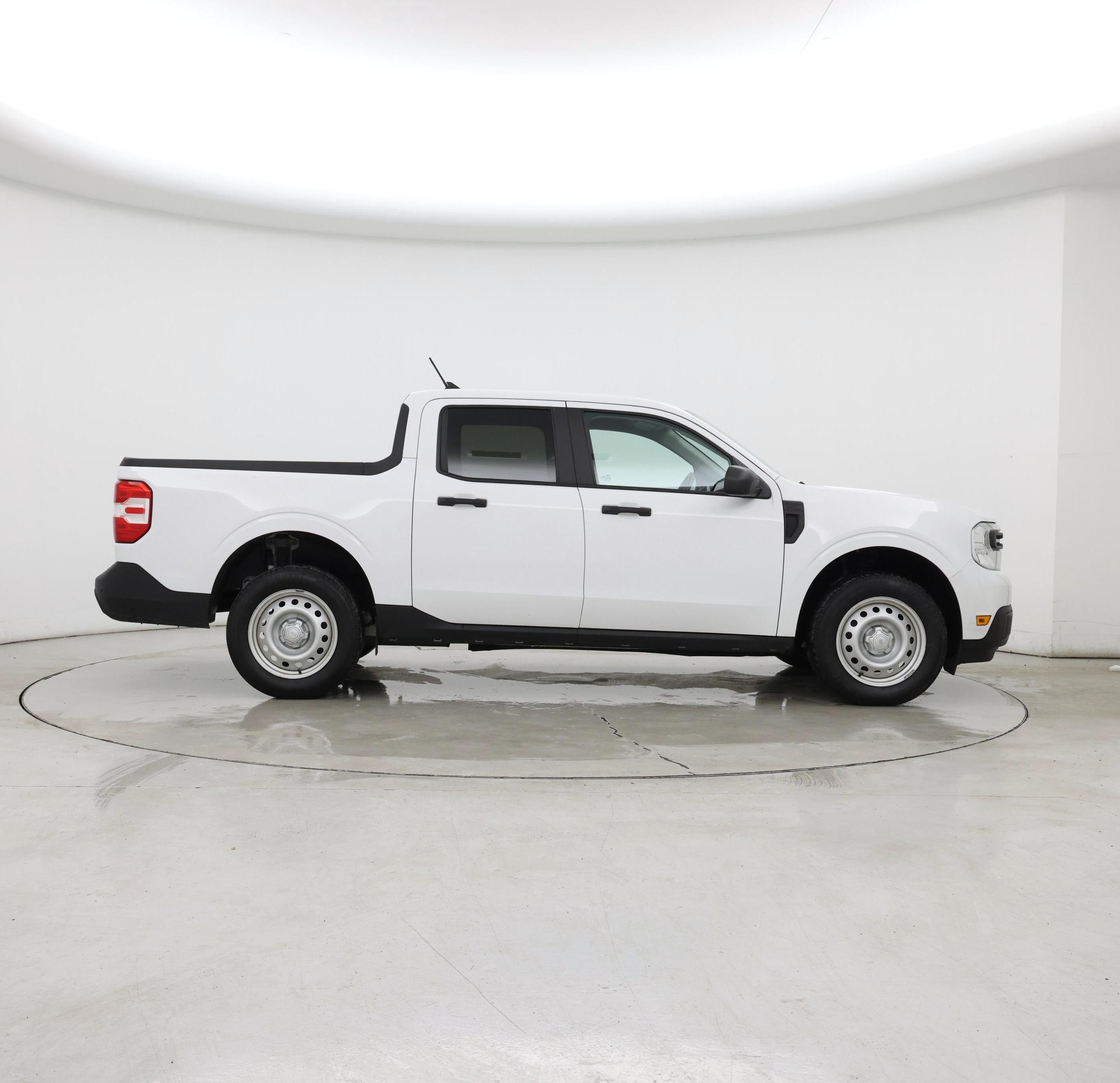 Thumbnail: 2022 Ford Maverick - 7