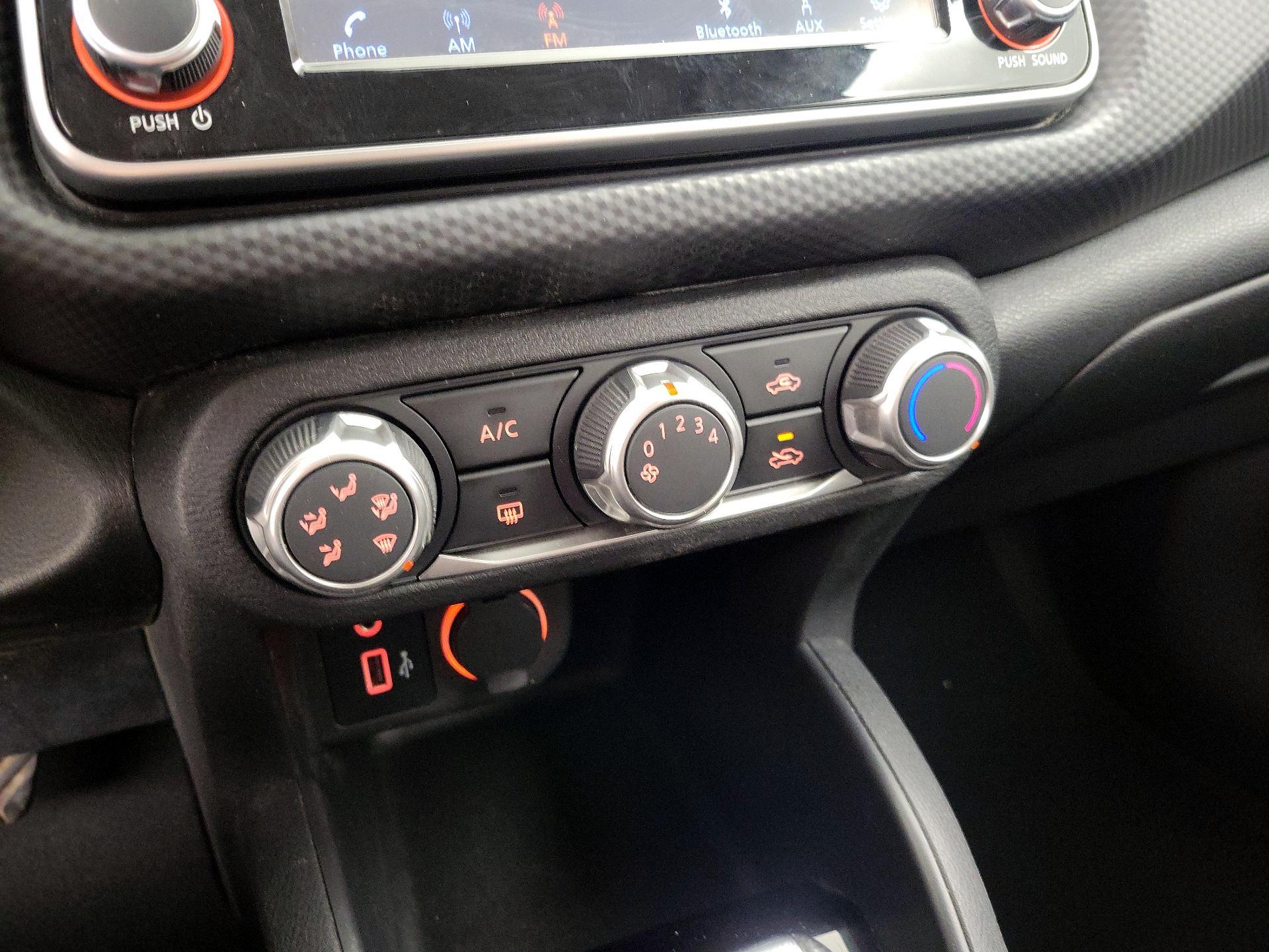 Thumbnail: 2022 Nissan Kicks - 16