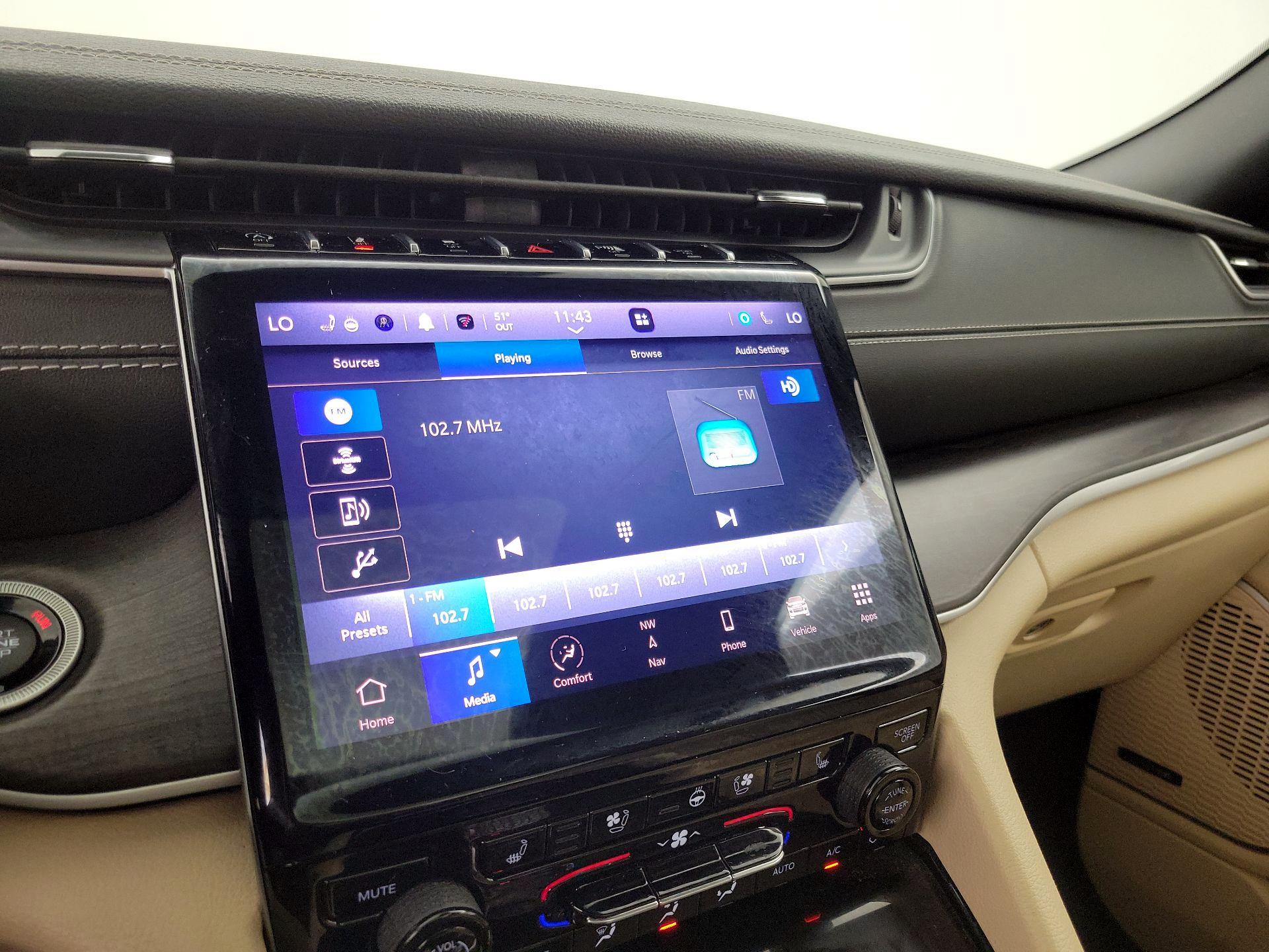 Thumbnail: 2023 Jeep Grand Cherokee L - 16