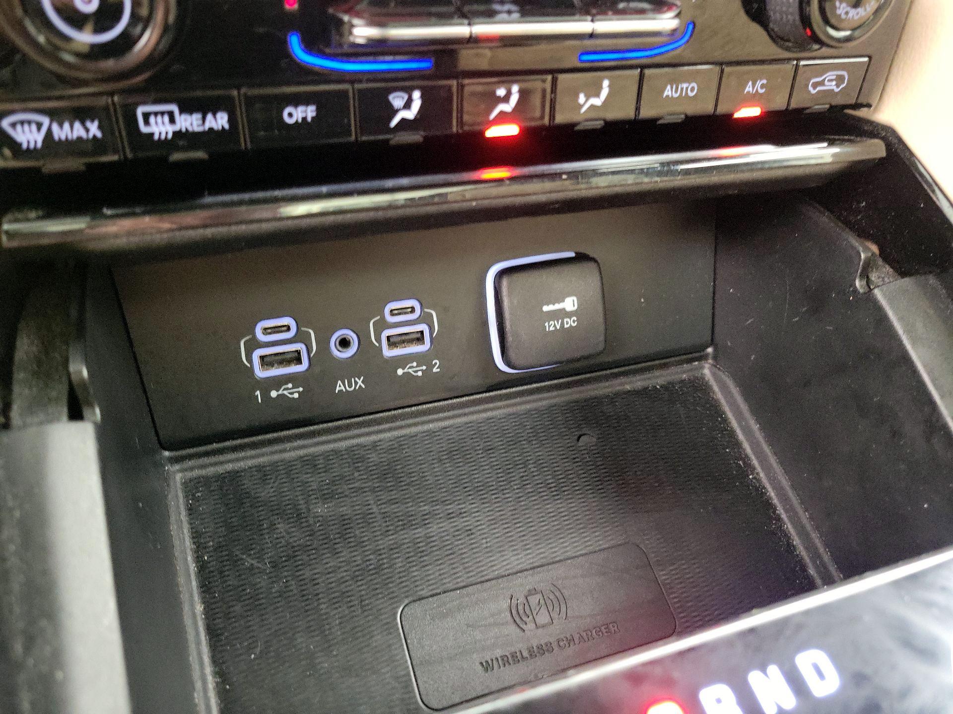 Thumbnail: 2023 Jeep Grand Cherokee L - 19