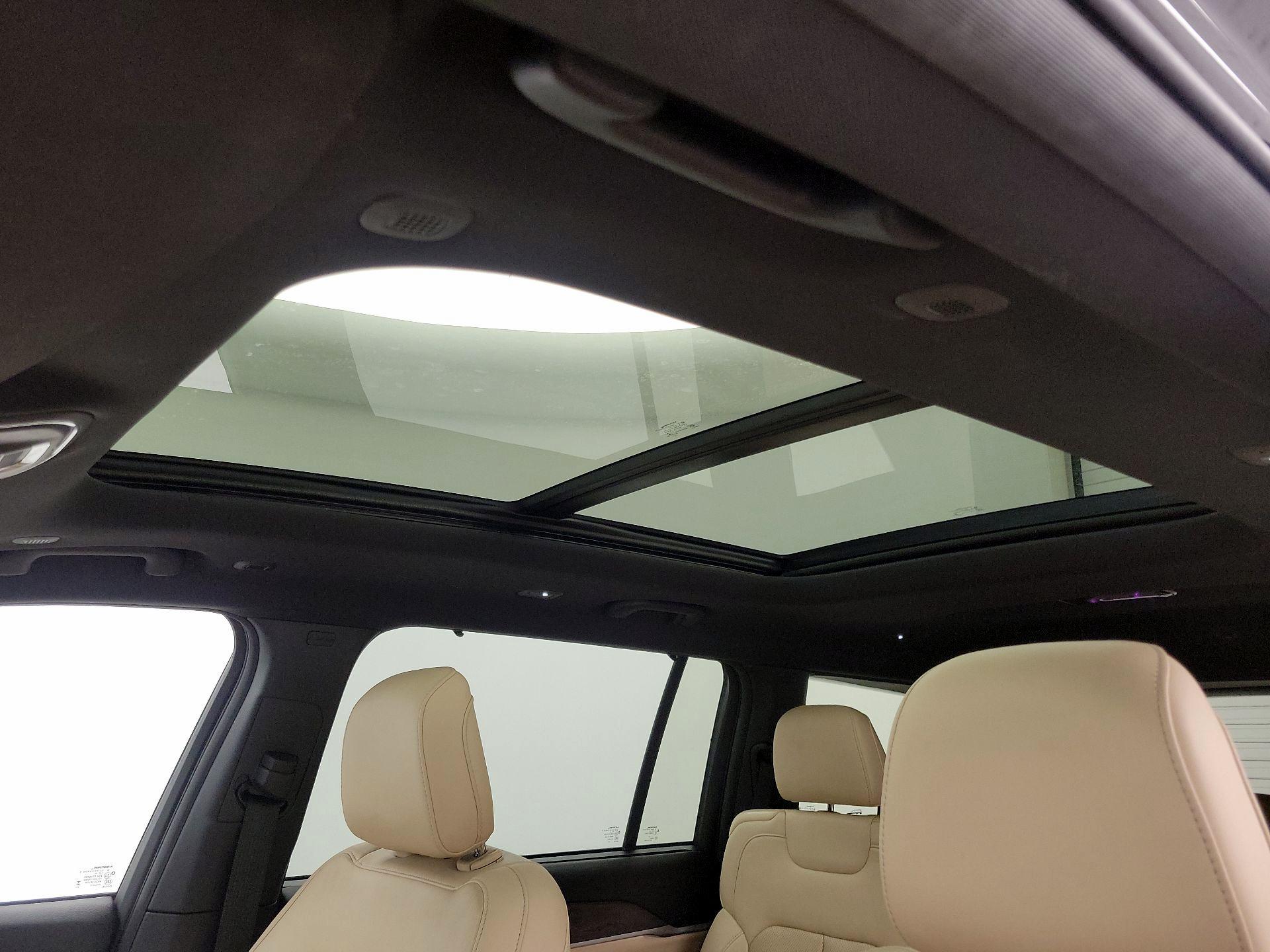 Thumbnail: 2023 Jeep Grand Cherokee L - 20