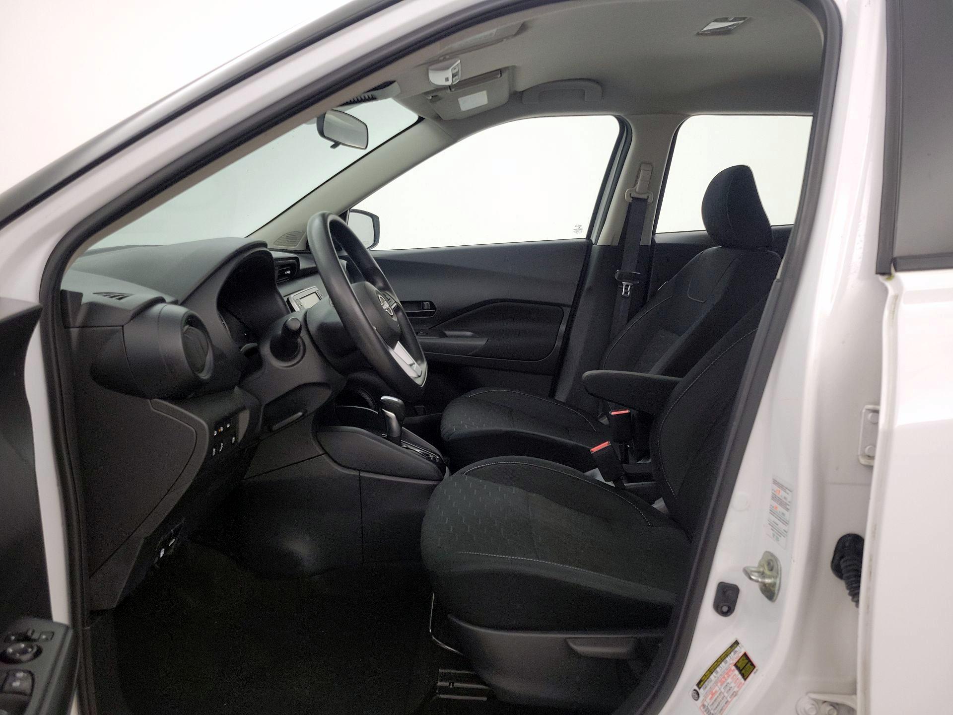 Thumbnail: 2022 Nissan Kicks - 11