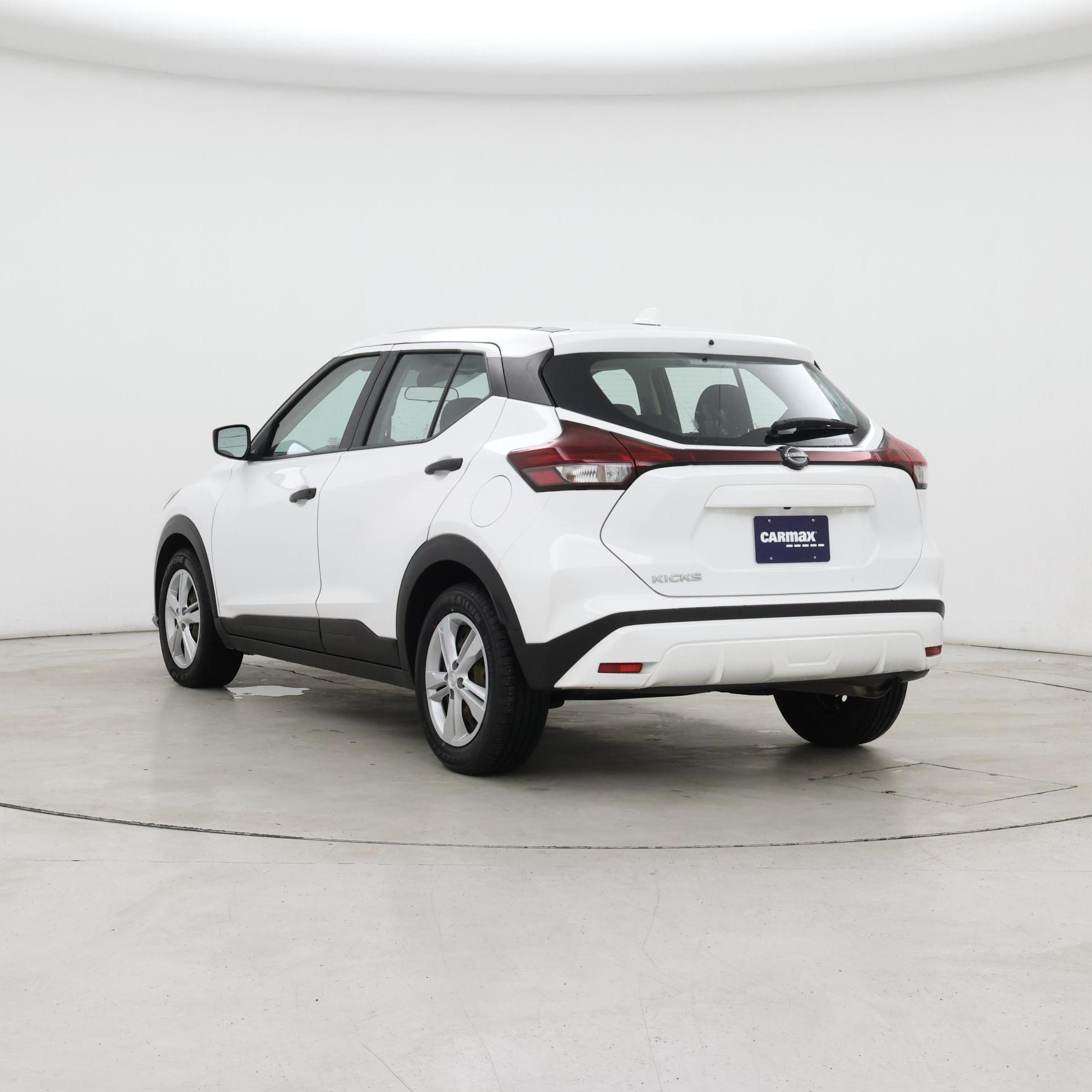 Thumbnail: 2022 Nissan Kicks - 2