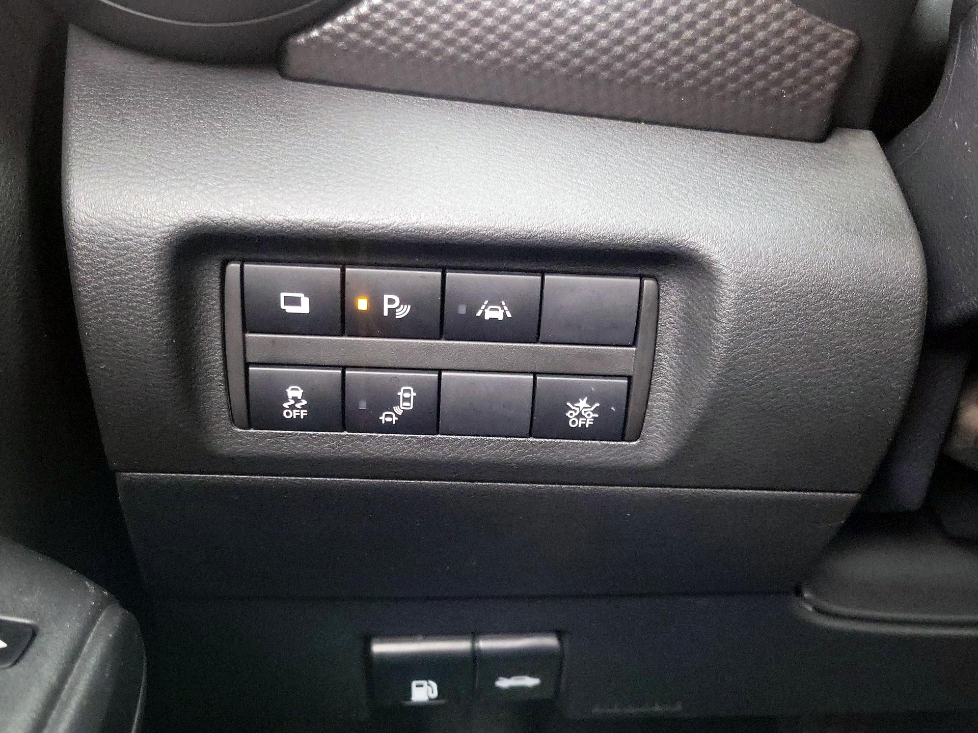 Thumbnail: 2020 Nissan Kicks - 13