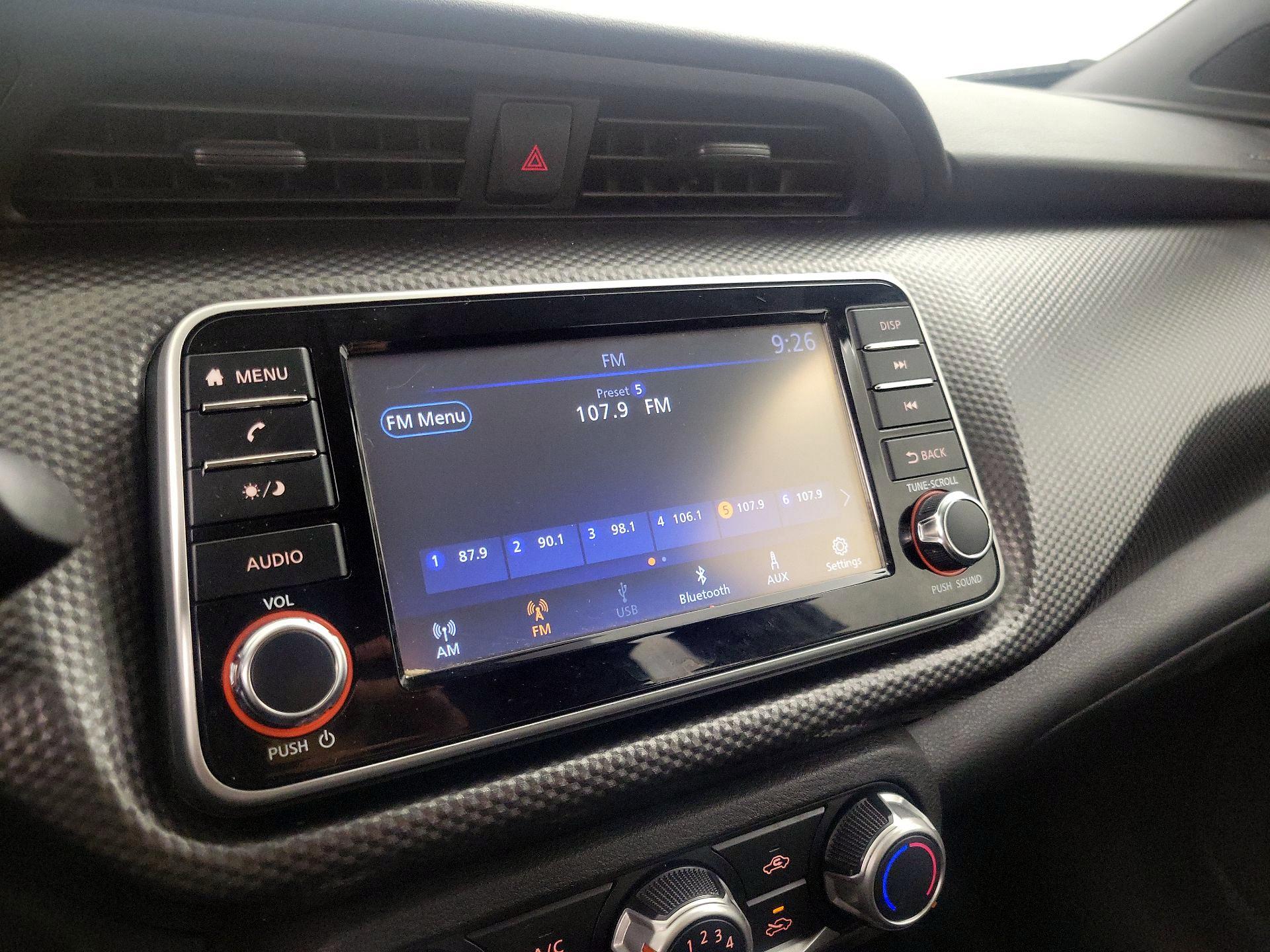 Thumbnail: 2020 Nissan Kicks - 15