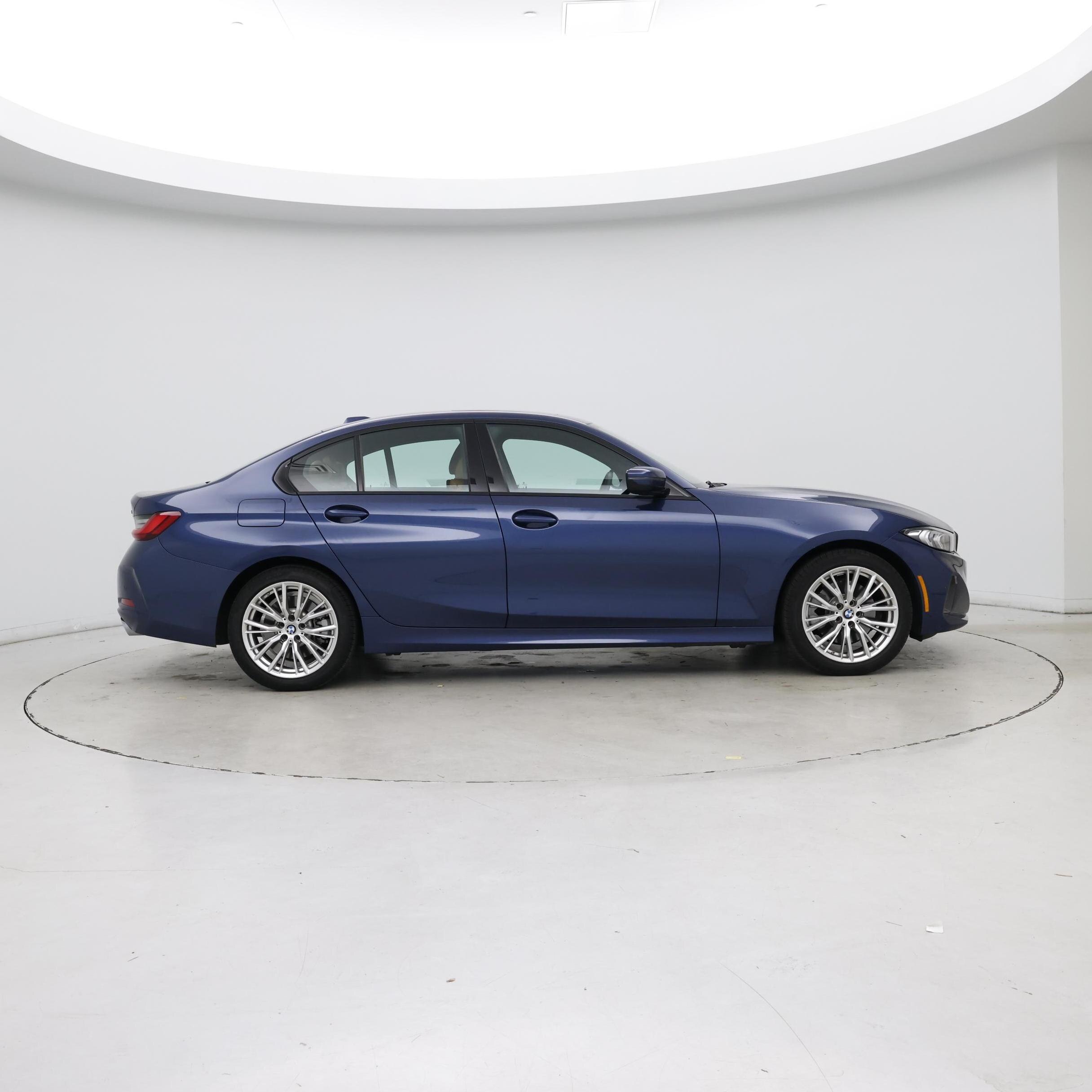 Thumbnail: 2023 BMW 3 Series - 7