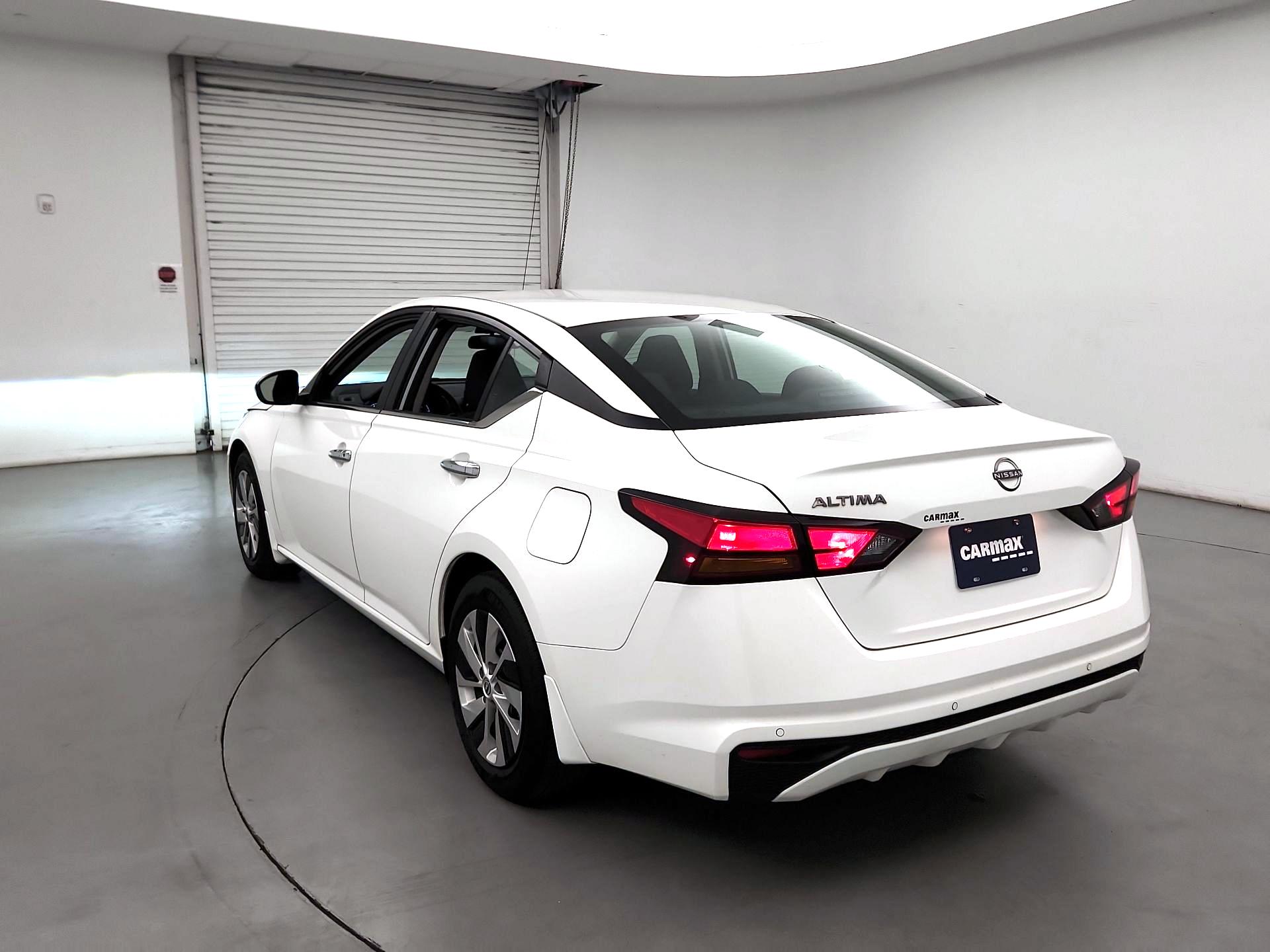 Thumbnail: 2023 Nissan Altima - 7