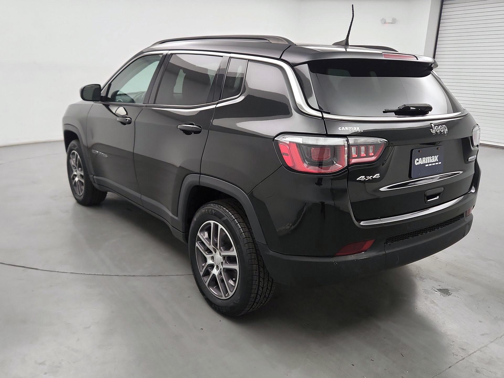 Thumbnail: 2020 Jeep Compass - 7