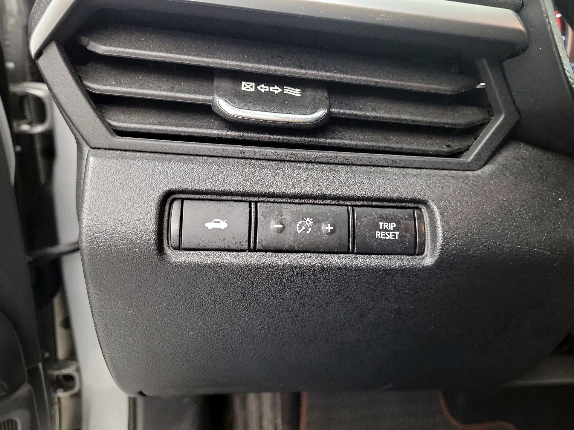 Thumbnail: 2022 Nissan Altima - 11