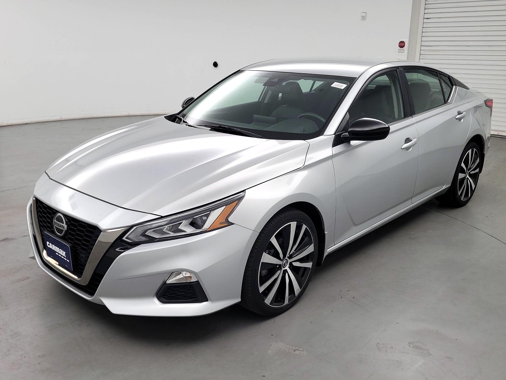 Thumbnail: 2022 Nissan Altima - 3