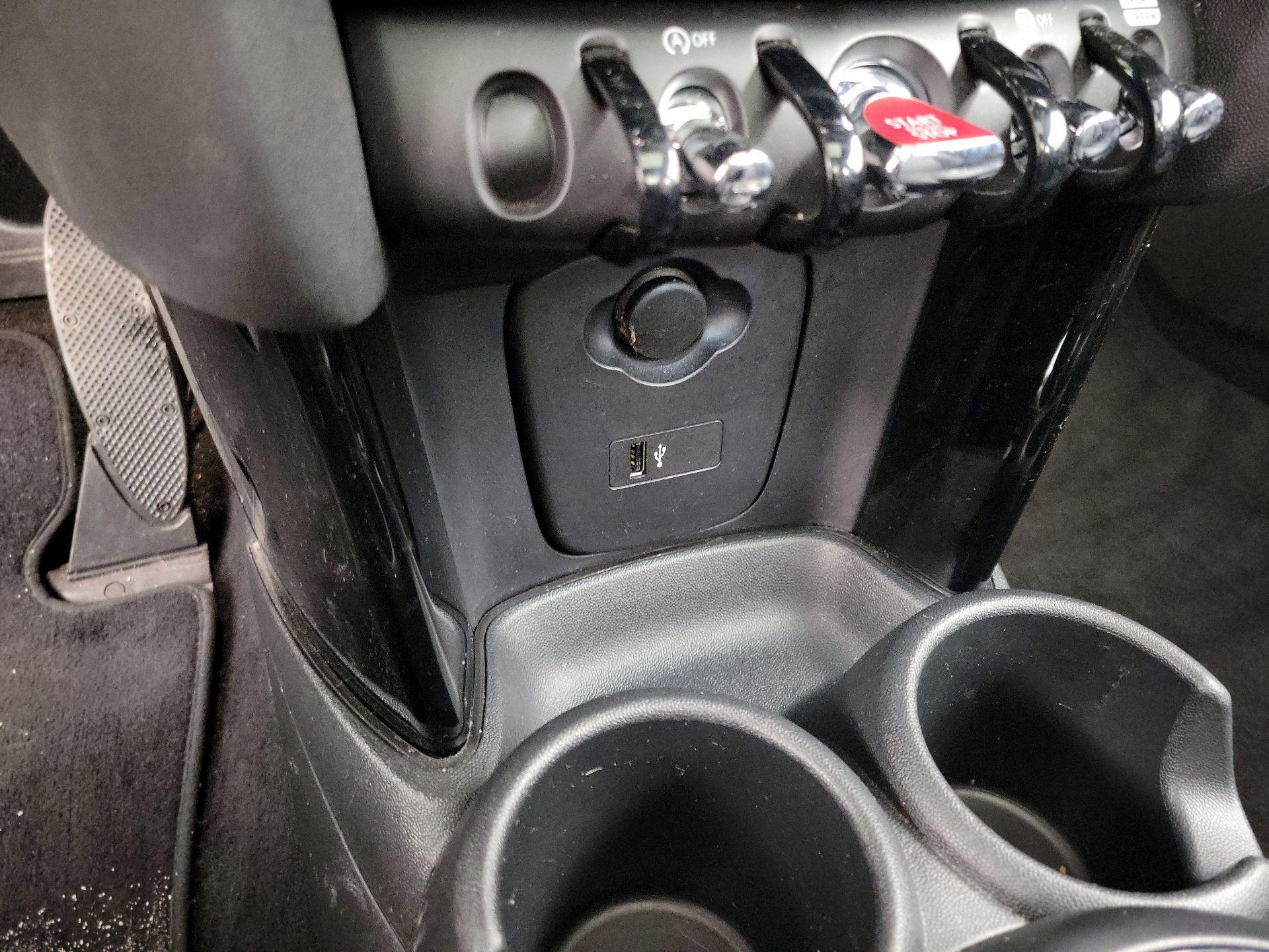 Thumbnail: 2023 MINI Cooper Hardtop - 18