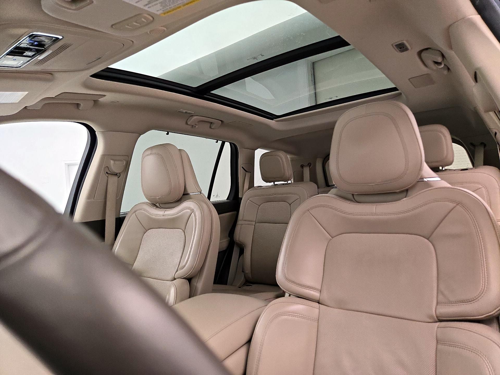 Thumbnail: 2021 Lincoln Aviator - 20