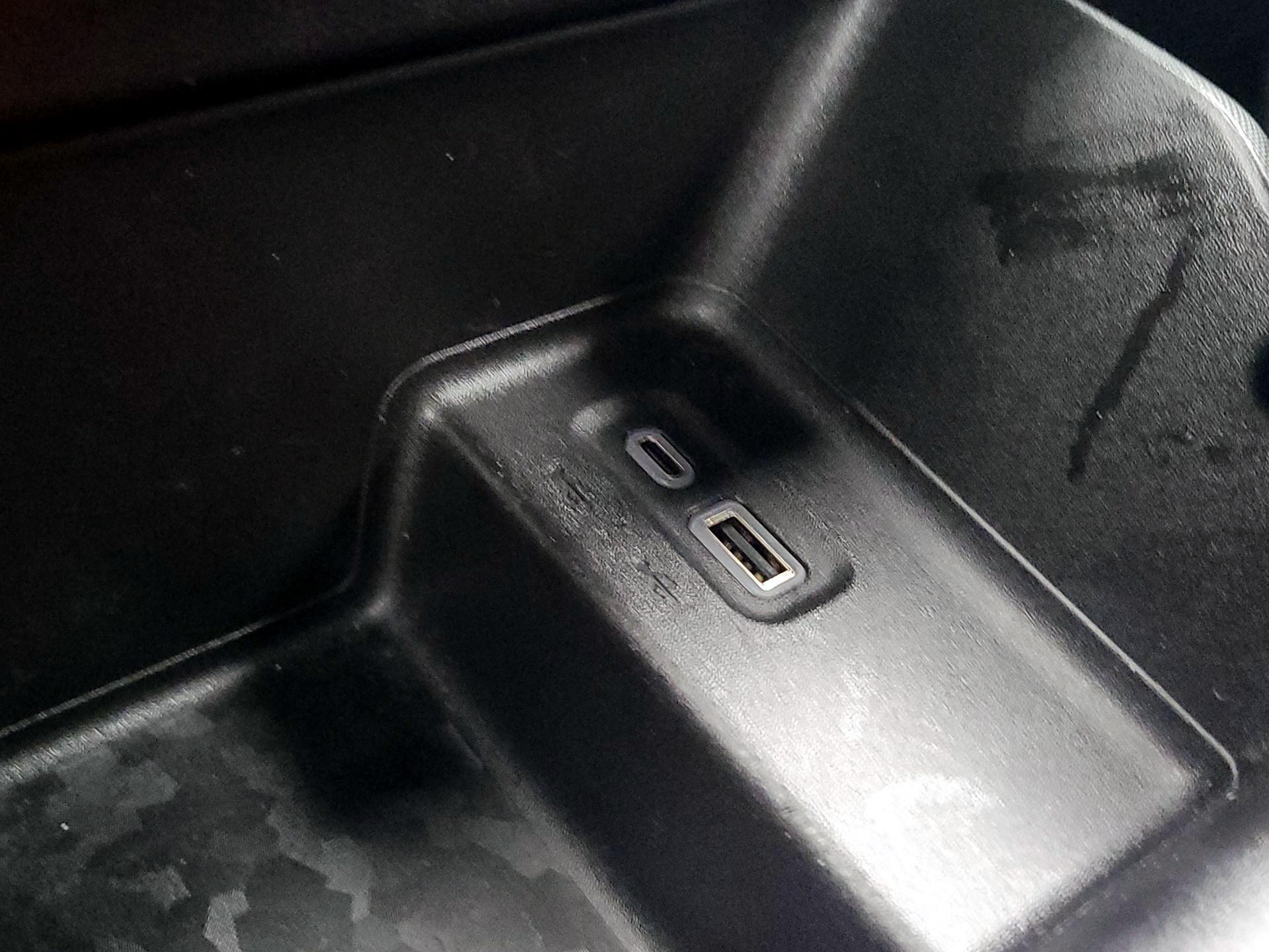 Thumbnail: 2023 Chevrolet Colorado - 18