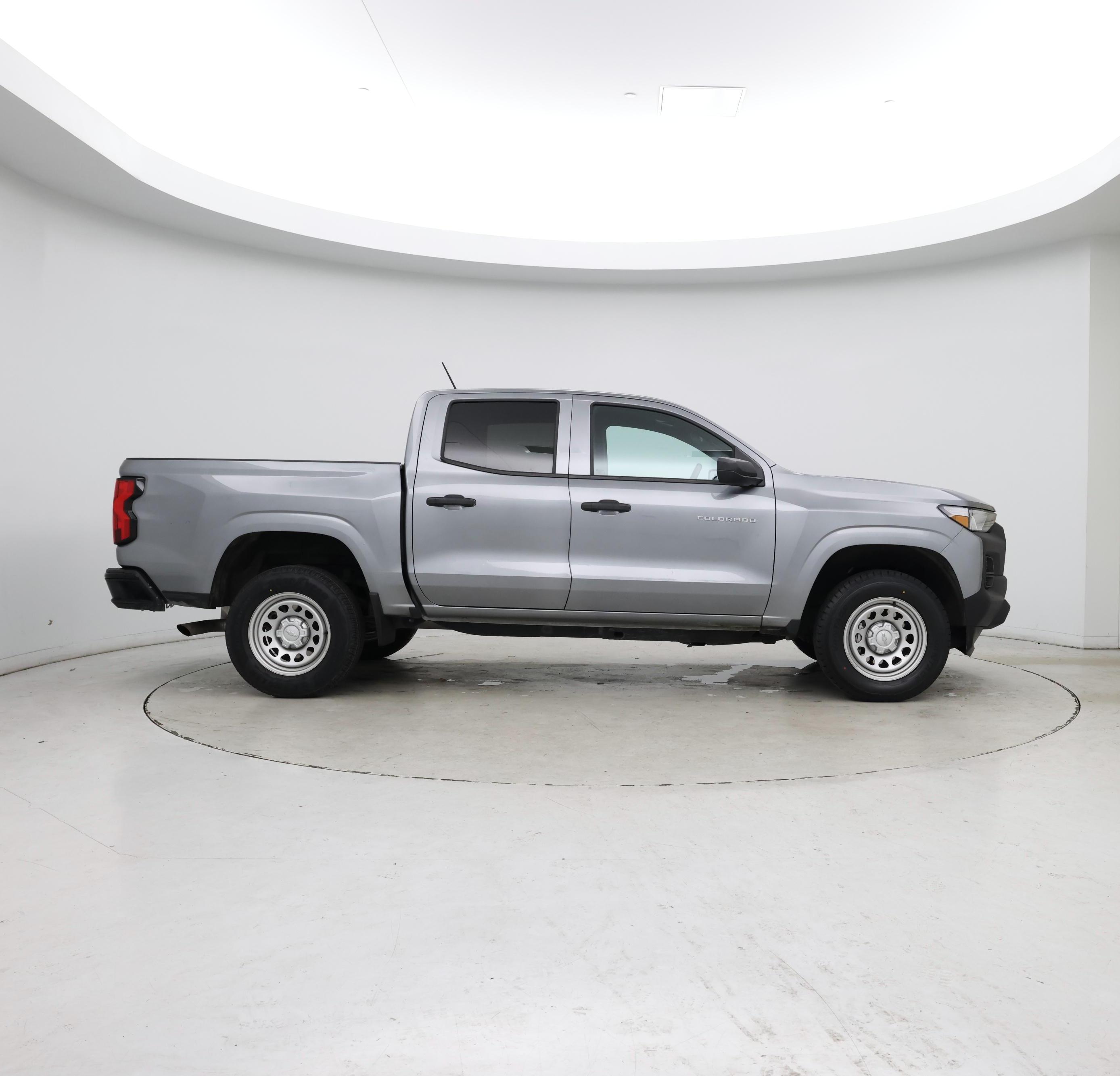 Thumbnail: 2023 Chevrolet Colorado - 7