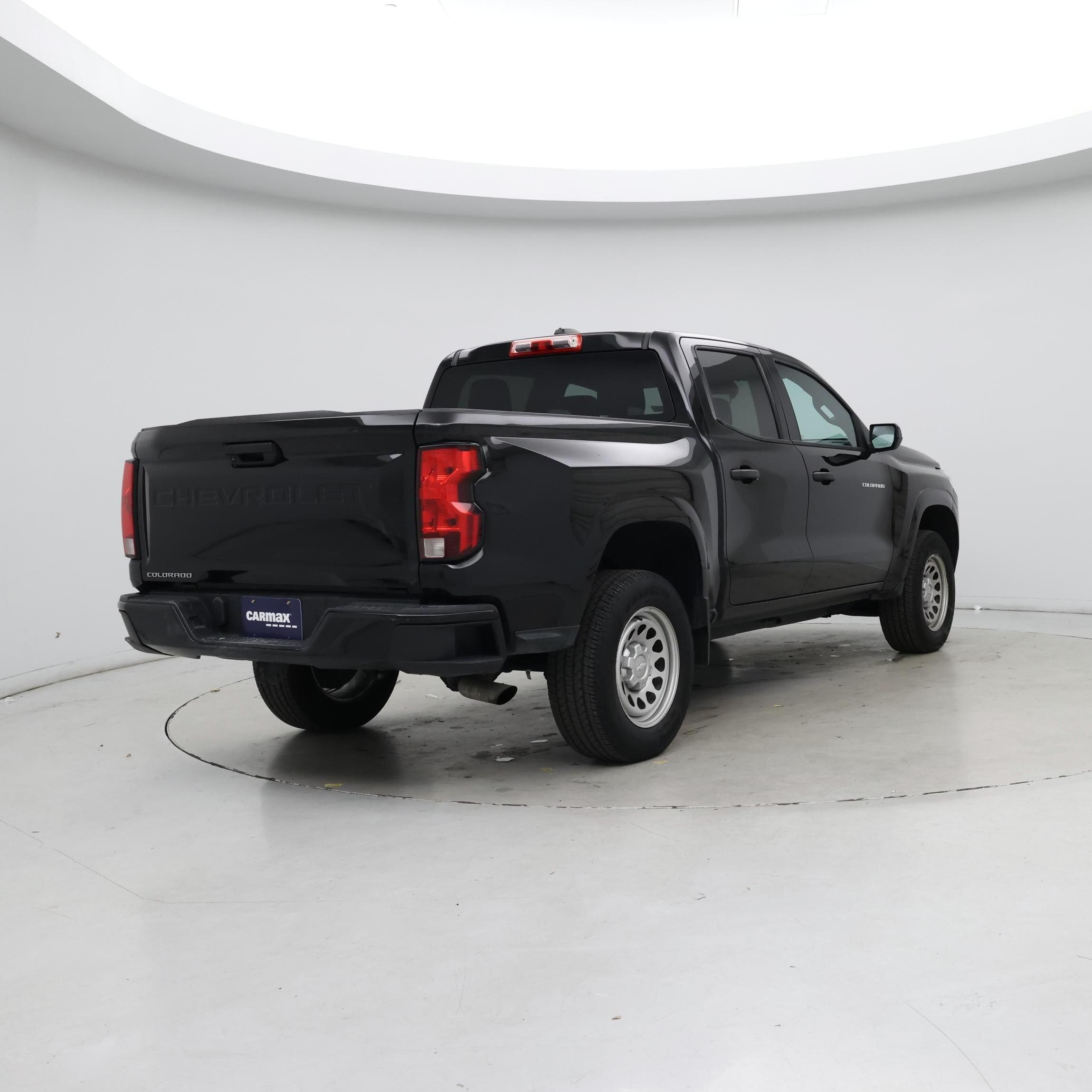 Thumbnail: 2023 Chevrolet Colorado - 8