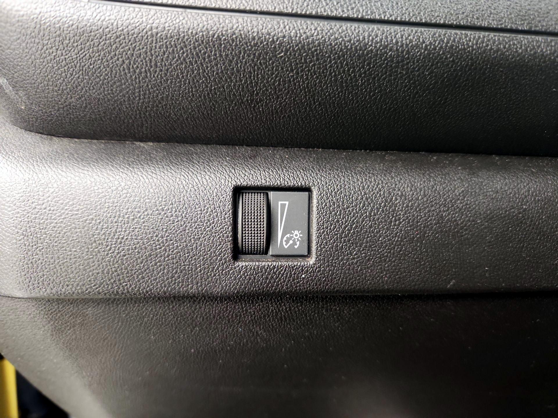 Thumbnail: 2024 Chevrolet Colorado - 13