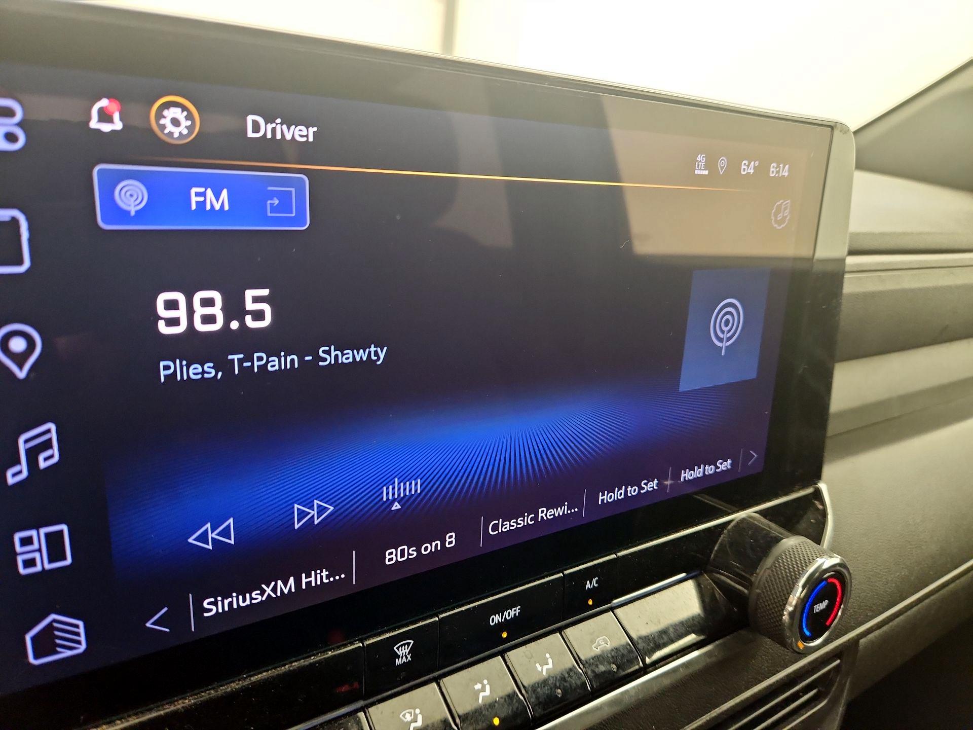 Thumbnail: 2024 Chevrolet Colorado - 15