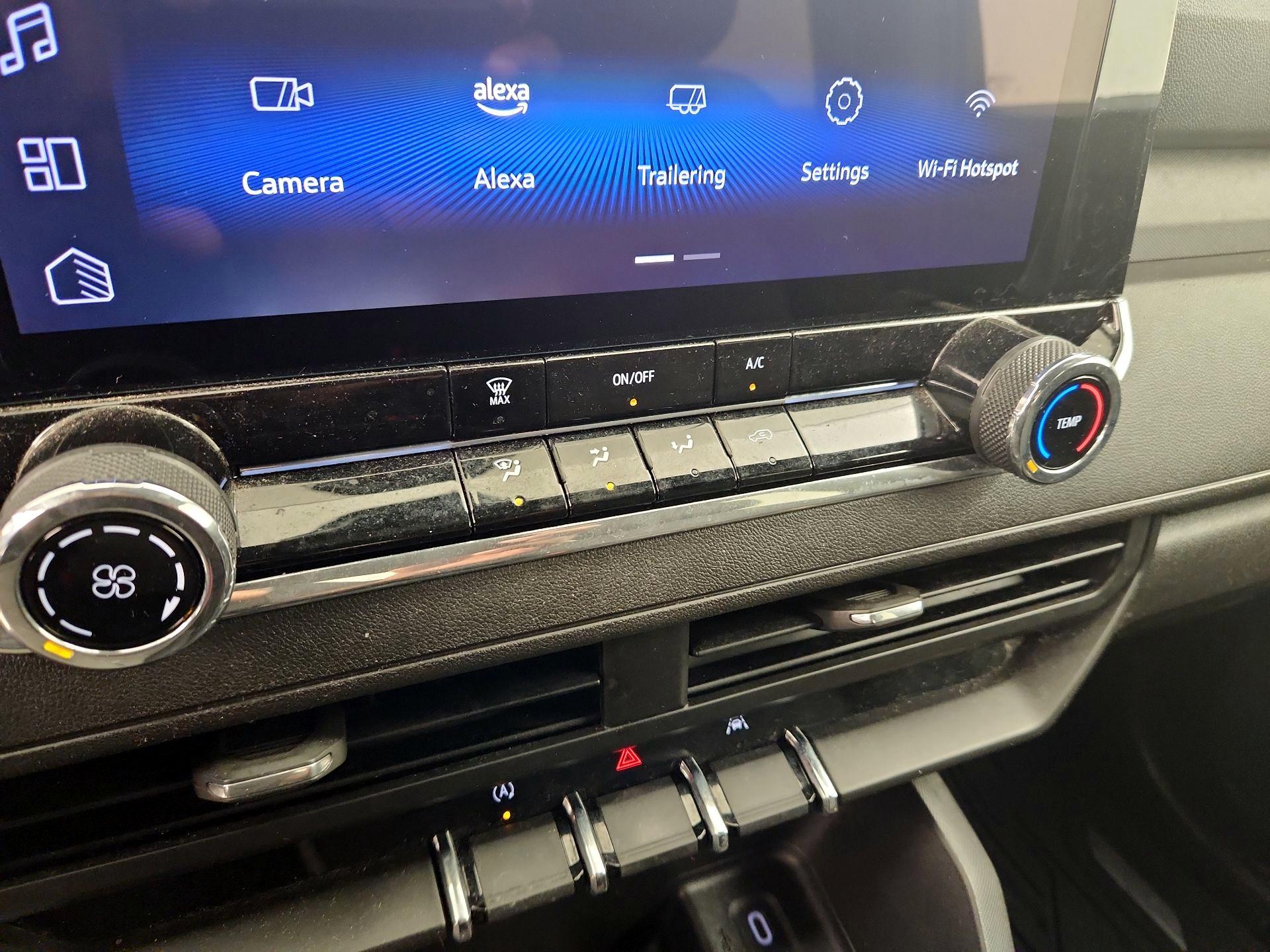 Thumbnail: 2024 Chevrolet Colorado - 16