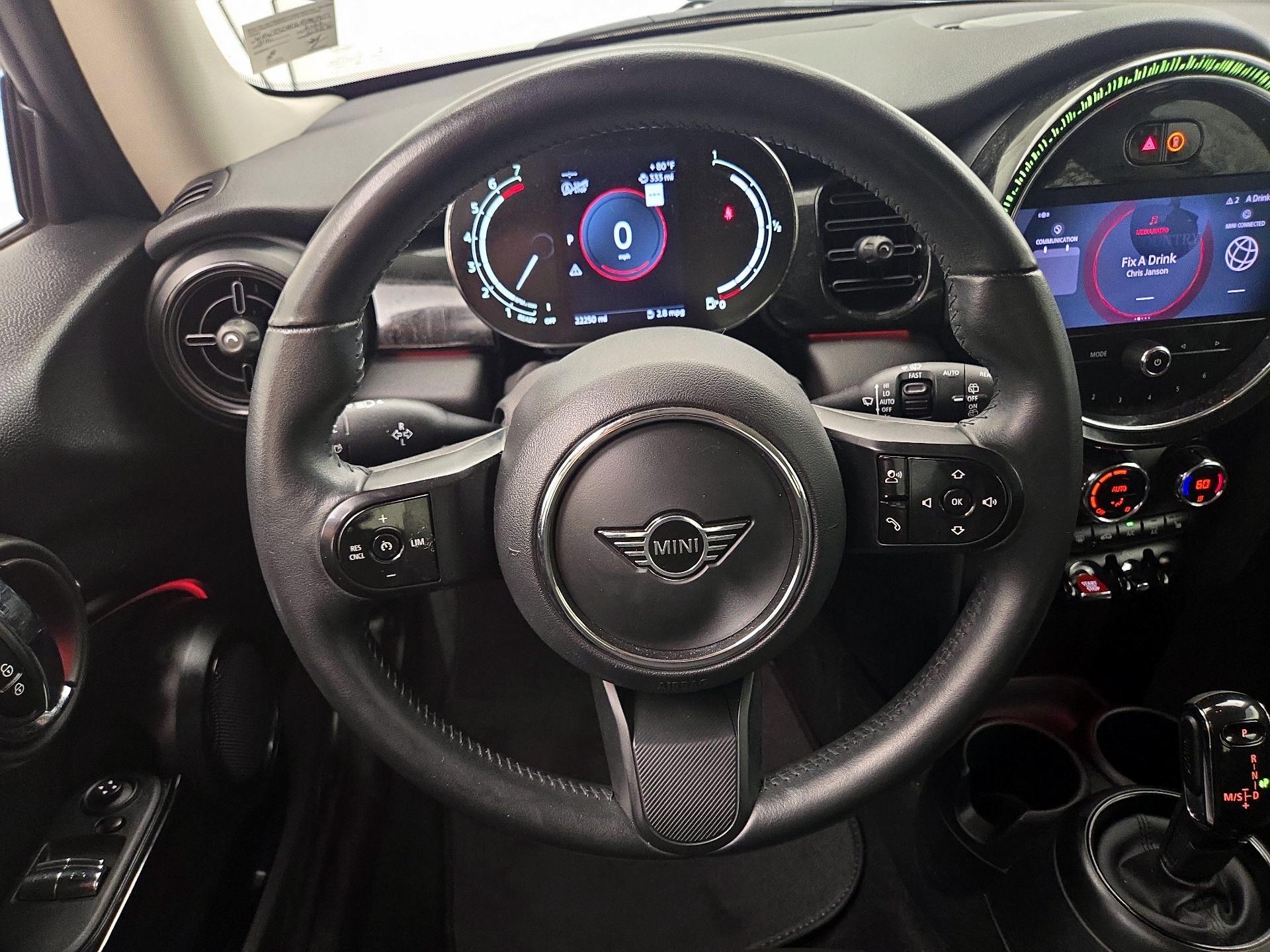 Thumbnail: 2022 MINI Cooper Hardtop - 10