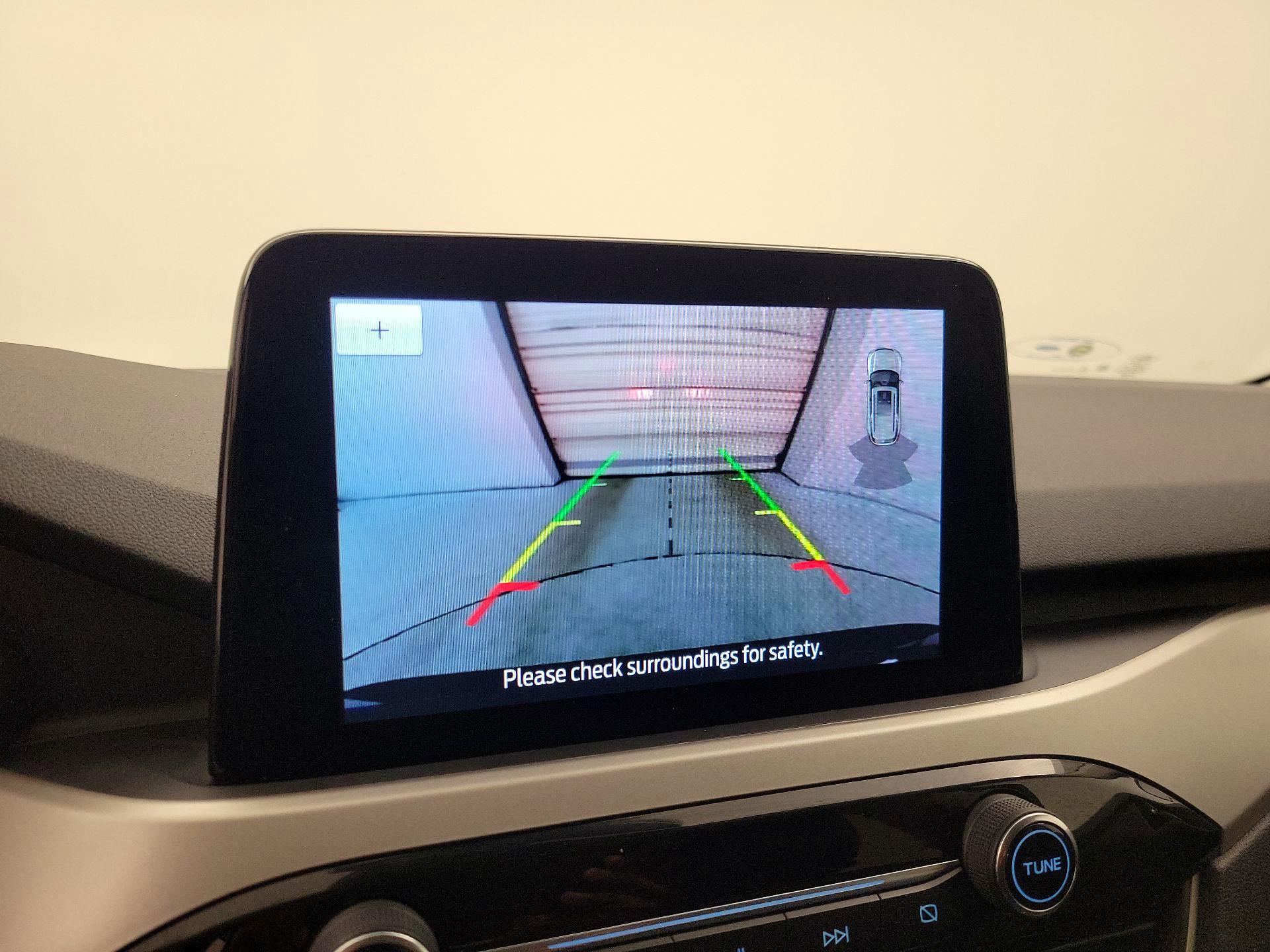 Thumbnail: 2022 Ford Escape - 14