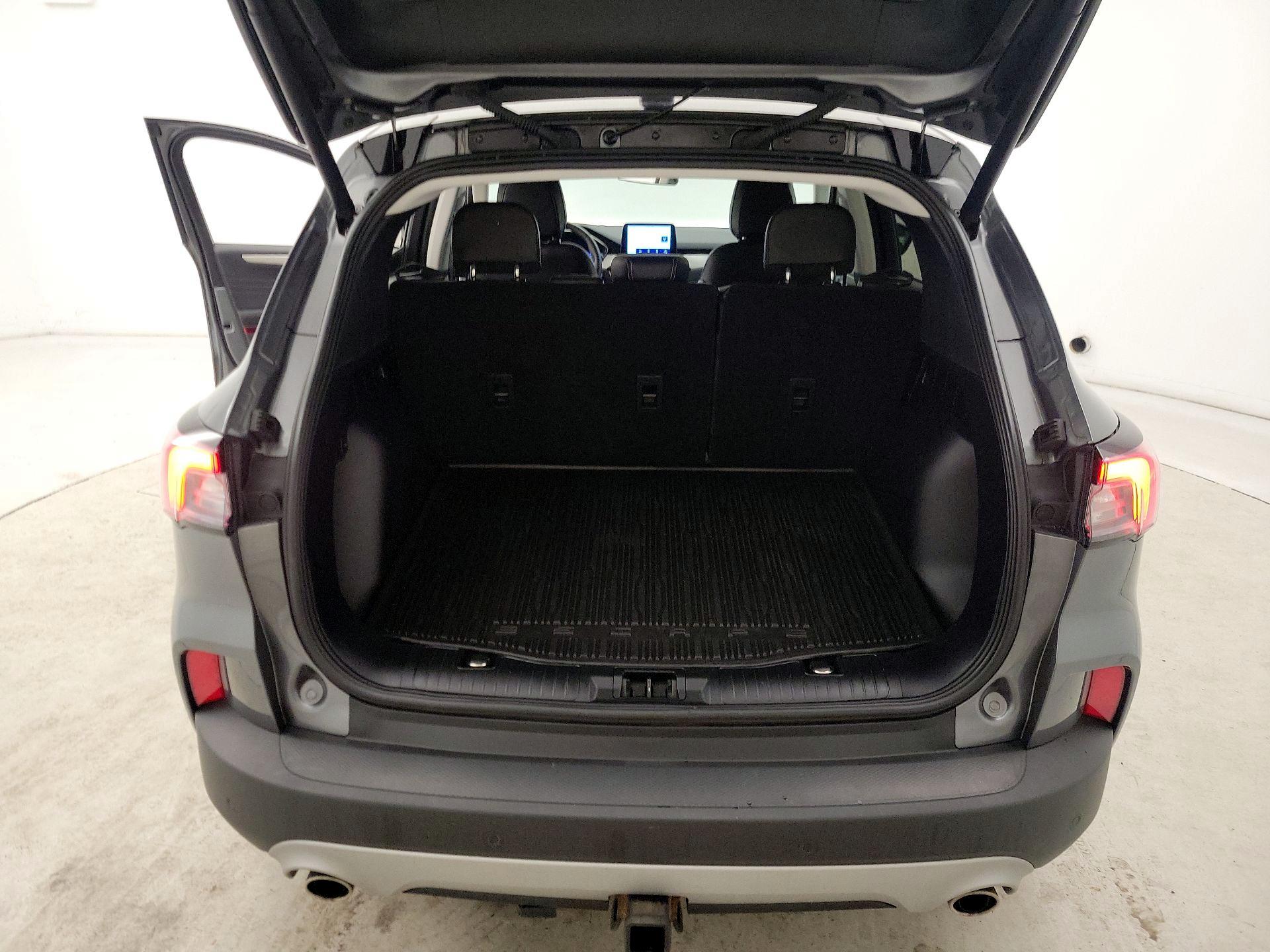 Thumbnail: 2022 Ford Escape - 20