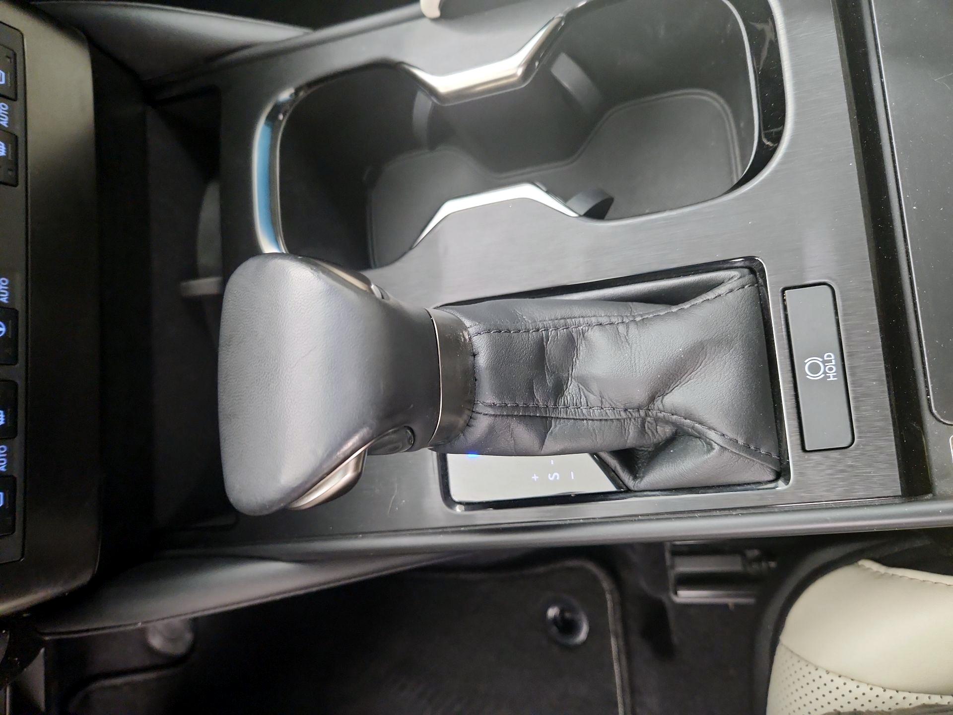 Thumbnail: 2023 Lexus ES - 17